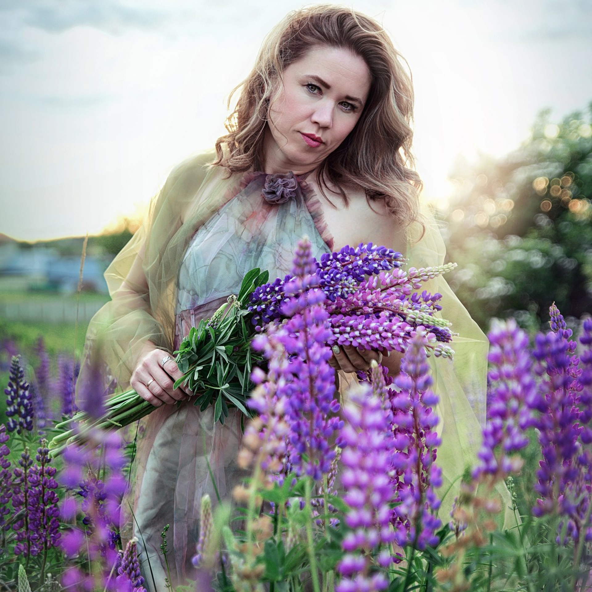 Эльвира. В люпинах. 2025.