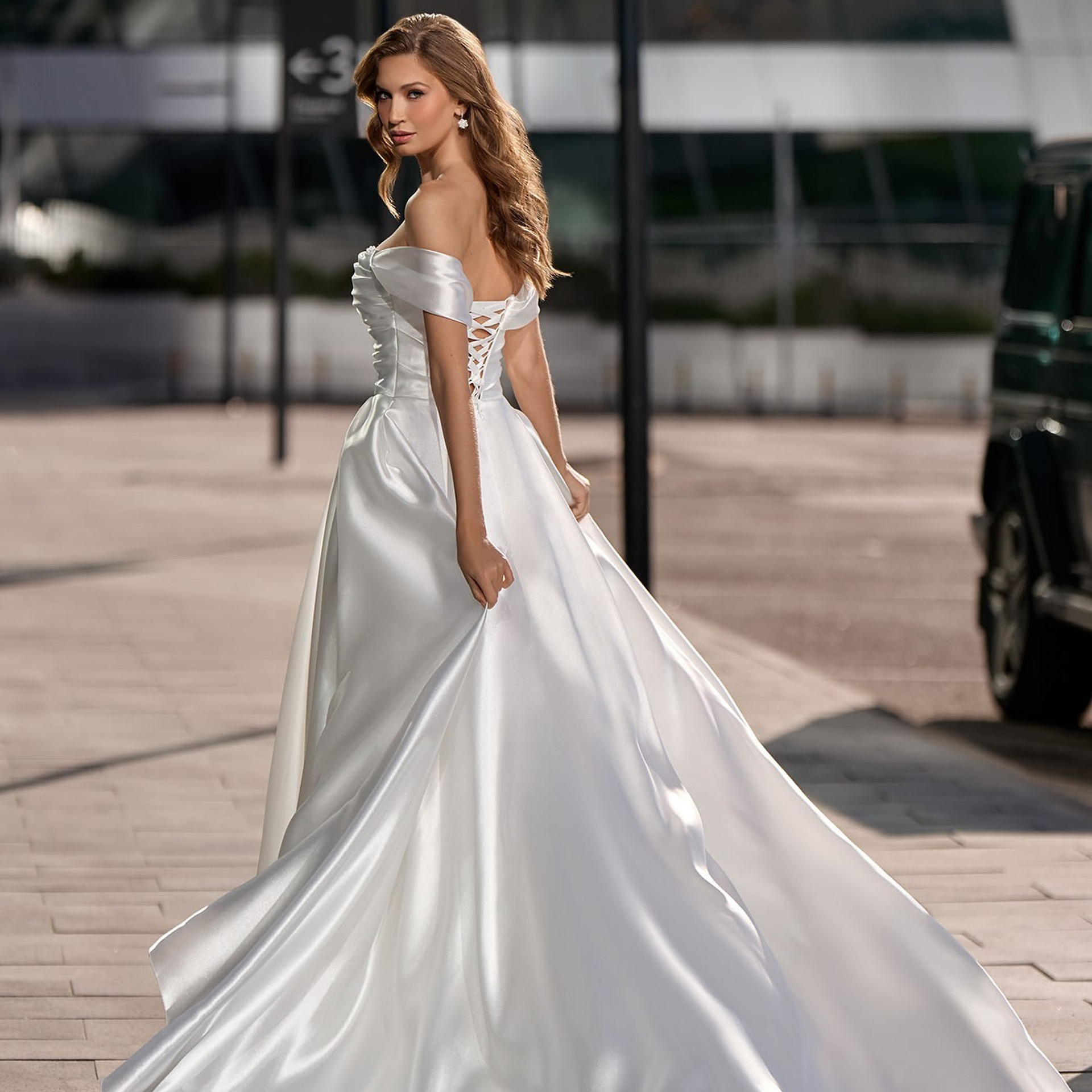 Фотосъемка свадебных платьев коллекции MATTEO