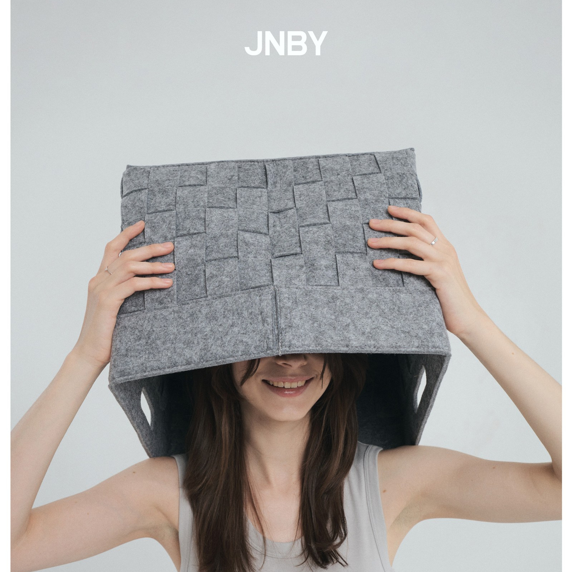 JNBY catalogue