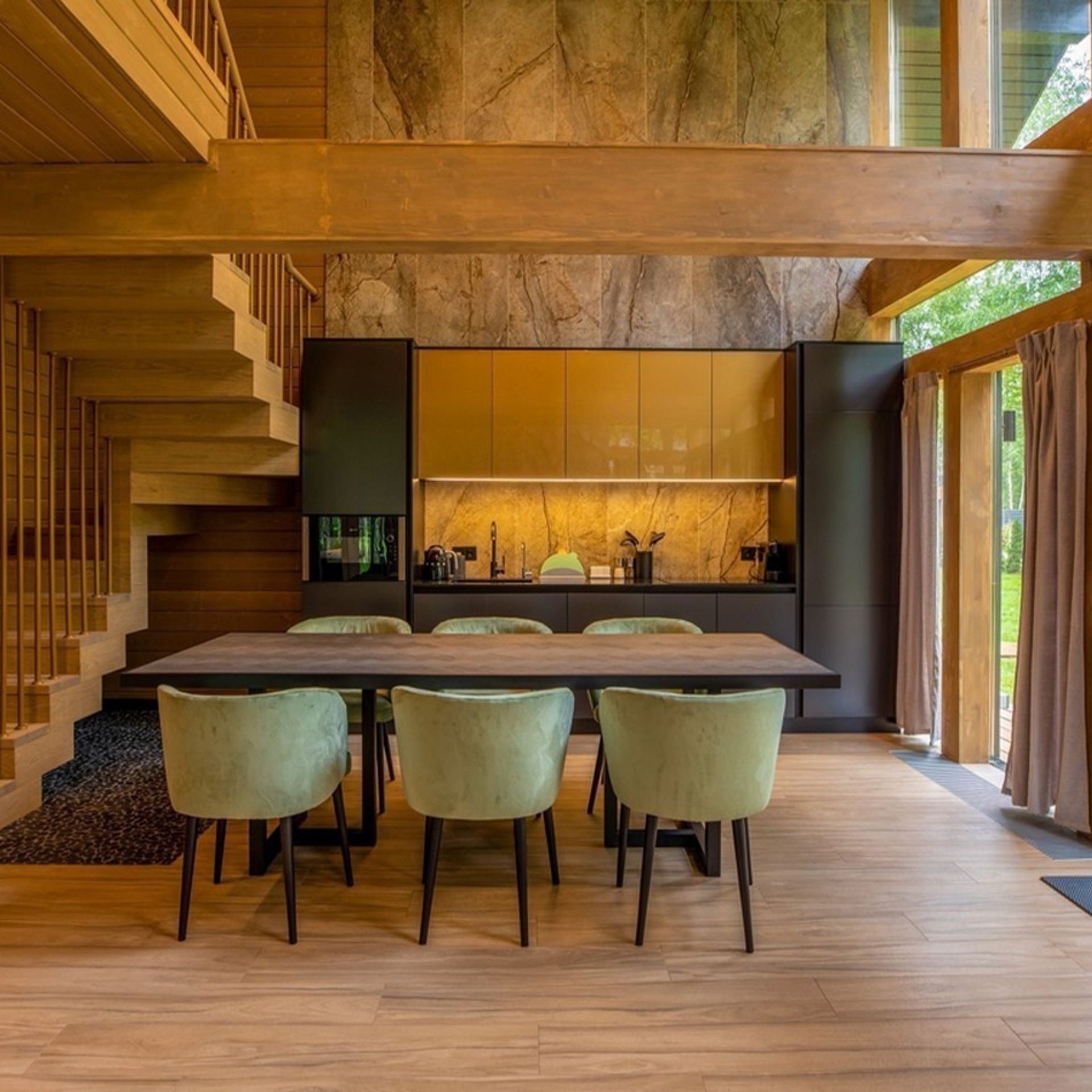 Стоимость фотосъемки недвижимости. Видеосъемка и фотосъемка свадеб. Фотограф и оператор на свадьбу. Видеосъемка подкастов, собственная видео-фотостудии. Предметная фотосъемка