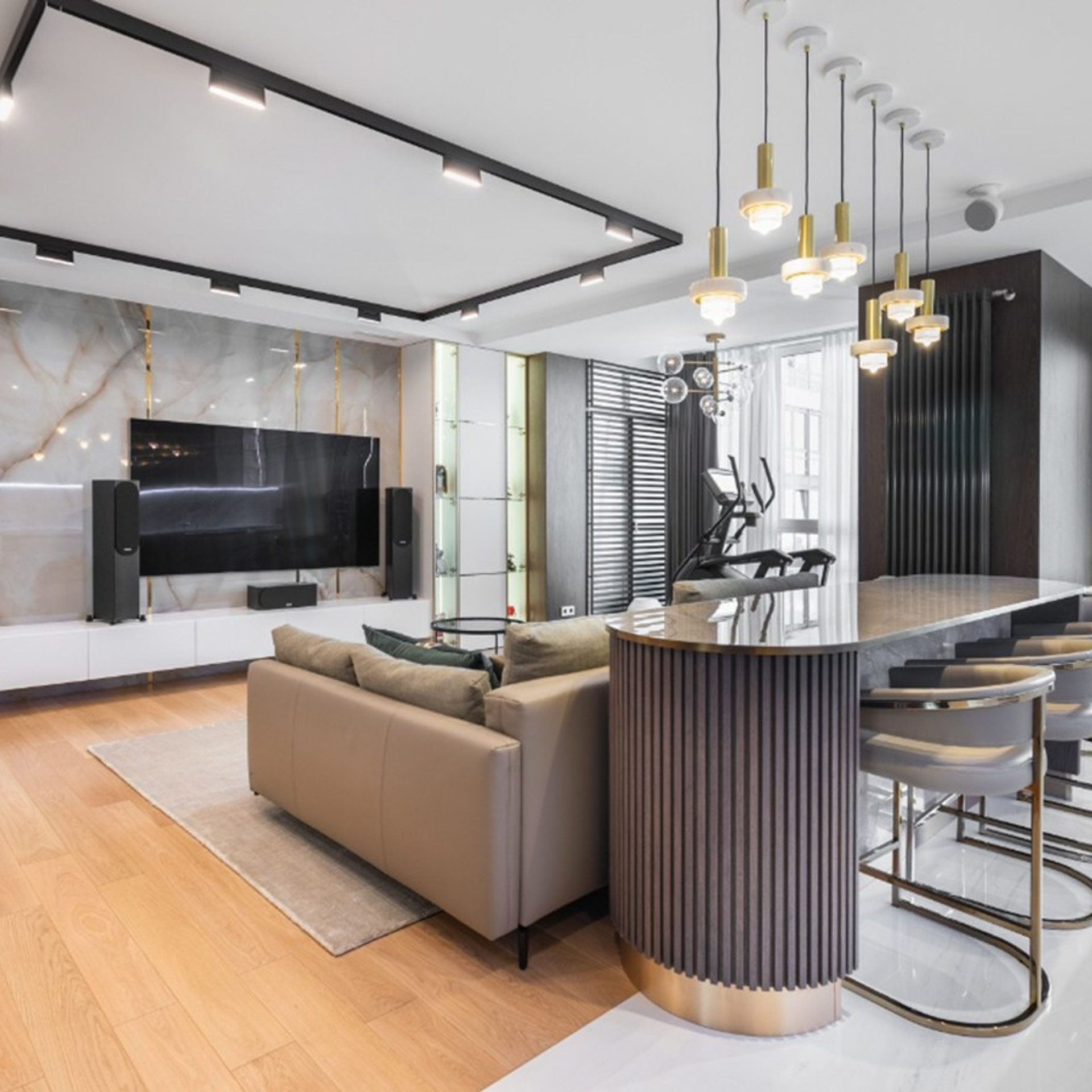 Стоимость фотосъемки недвижимости. Видеосъемка и фотосъемка свадеб. Фотограф и оператор на свадьбу. Видеосъемка подкастов, собственная видео-фотостудии. Предметная фотосъемка