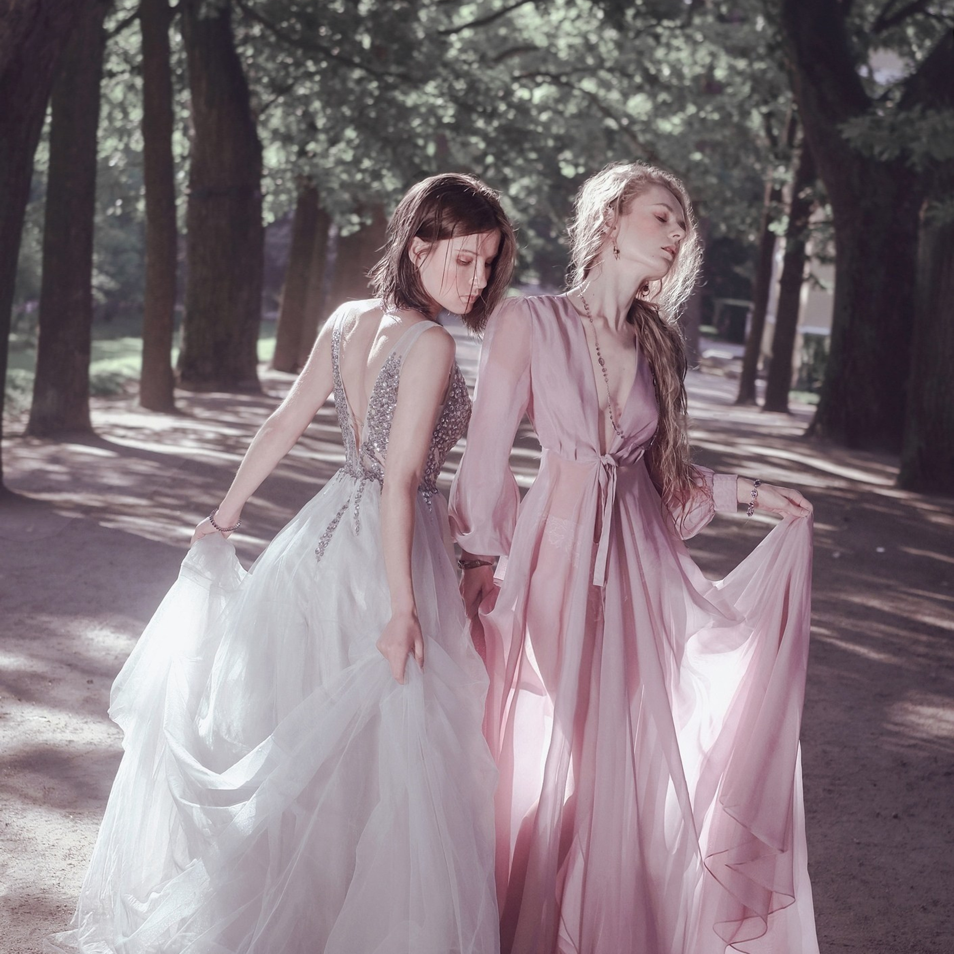 - фотосессии в эксклюзивных образах в  СПб и Москве. Фотограф Облако Александра