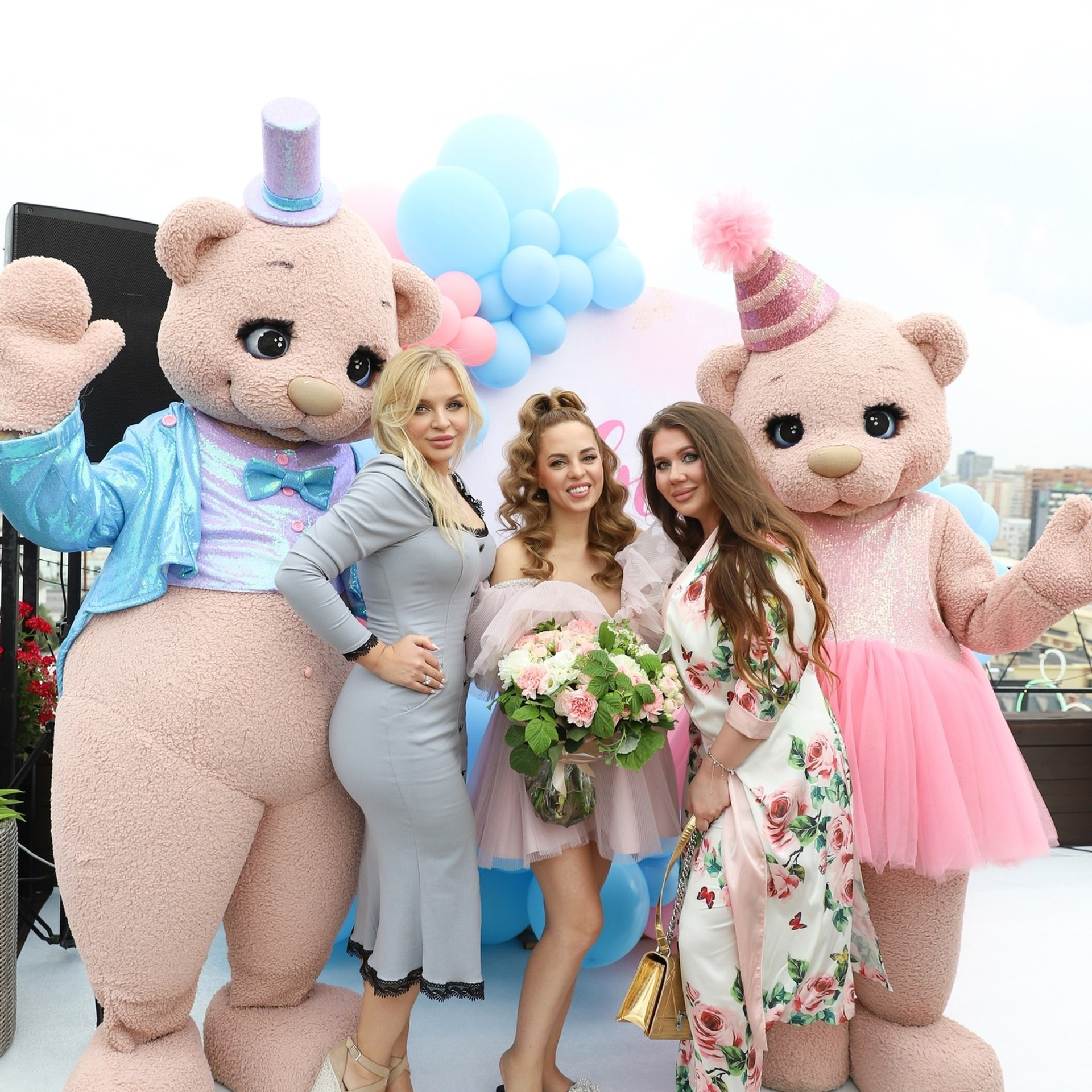 Дом 2: Юлия Ефременкова — Гендер пати в 2022 году. ФОТОГРАФ ОКСАНА БРЭДШОУ