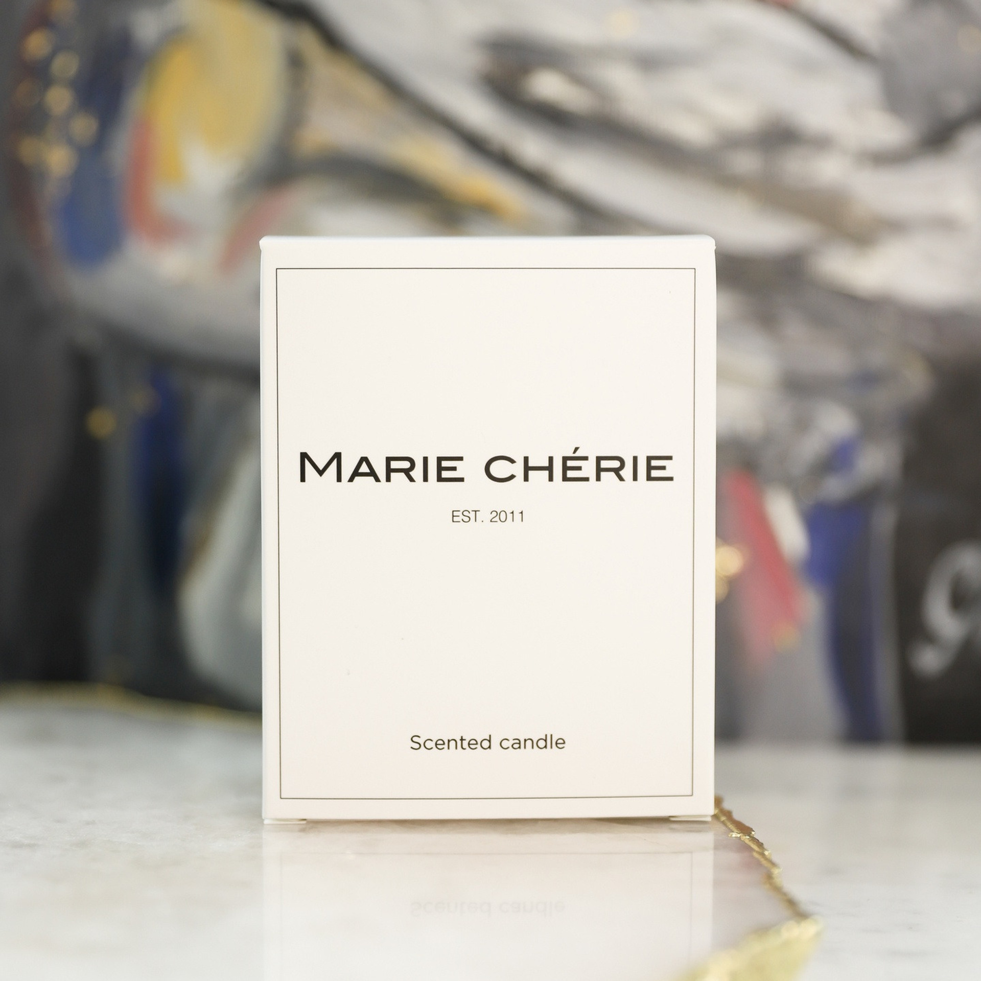 Свечи и спреи. ФОТОГРАФ ОКСАНА БРЭДШОУ