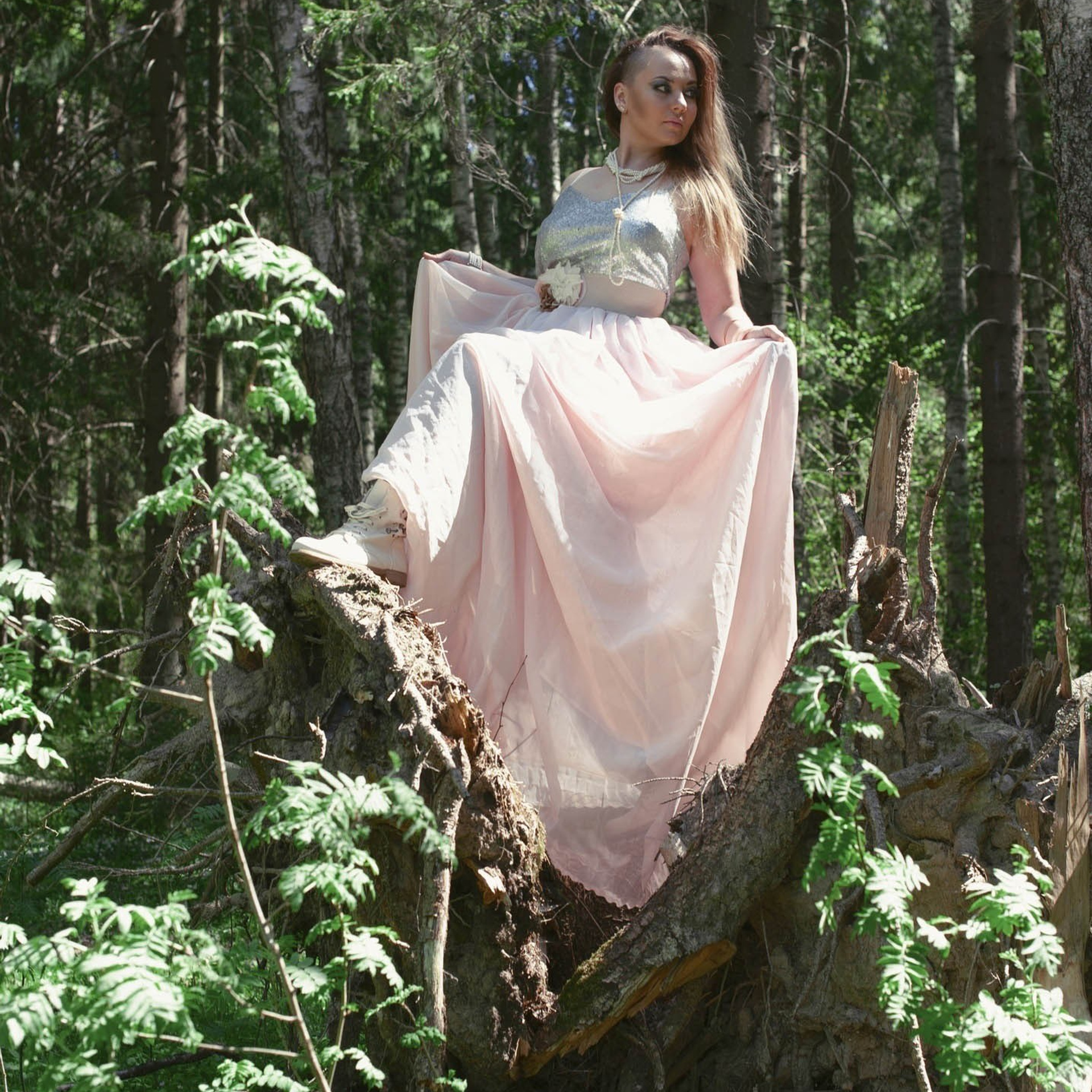 Сказка в лесу (май 2018). ФОТОГРАФ ОКСАНА БРЭДШОУ