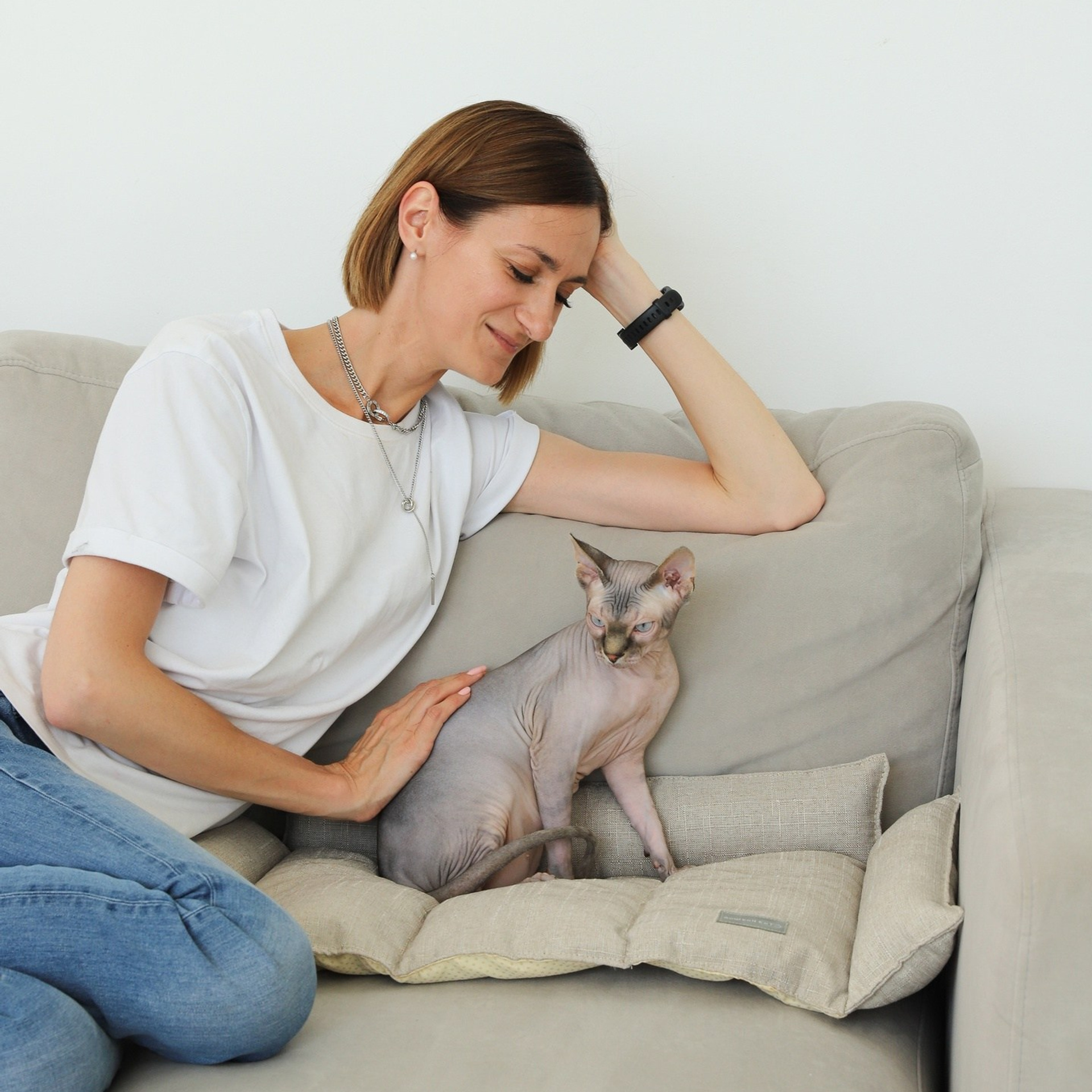 Лежак для кошек. ФОТОГРАФ ОКСАНА БРЭДШОУ