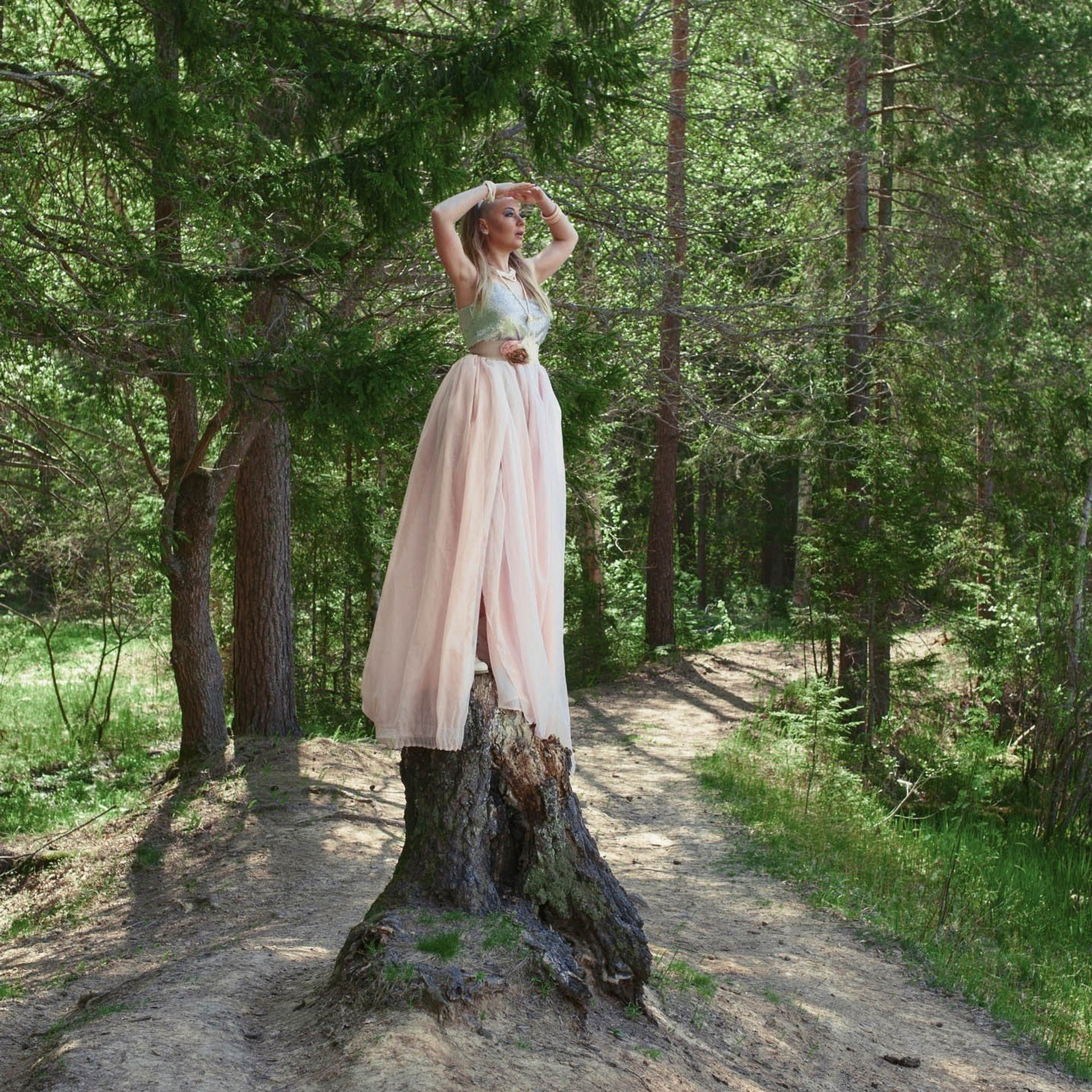 Сказка в лесу (май 2018). ФОТОГРАФ ОКСАНА БРЭДШОУ