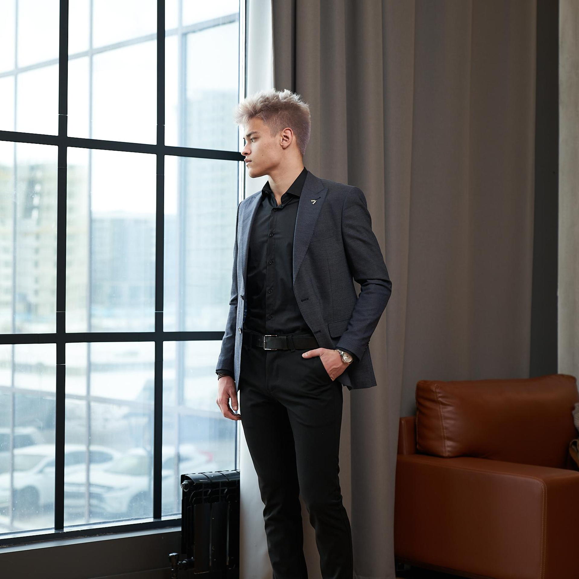 АНУАР. OMIRBEK Alibekivich | Фотограф-ретушер