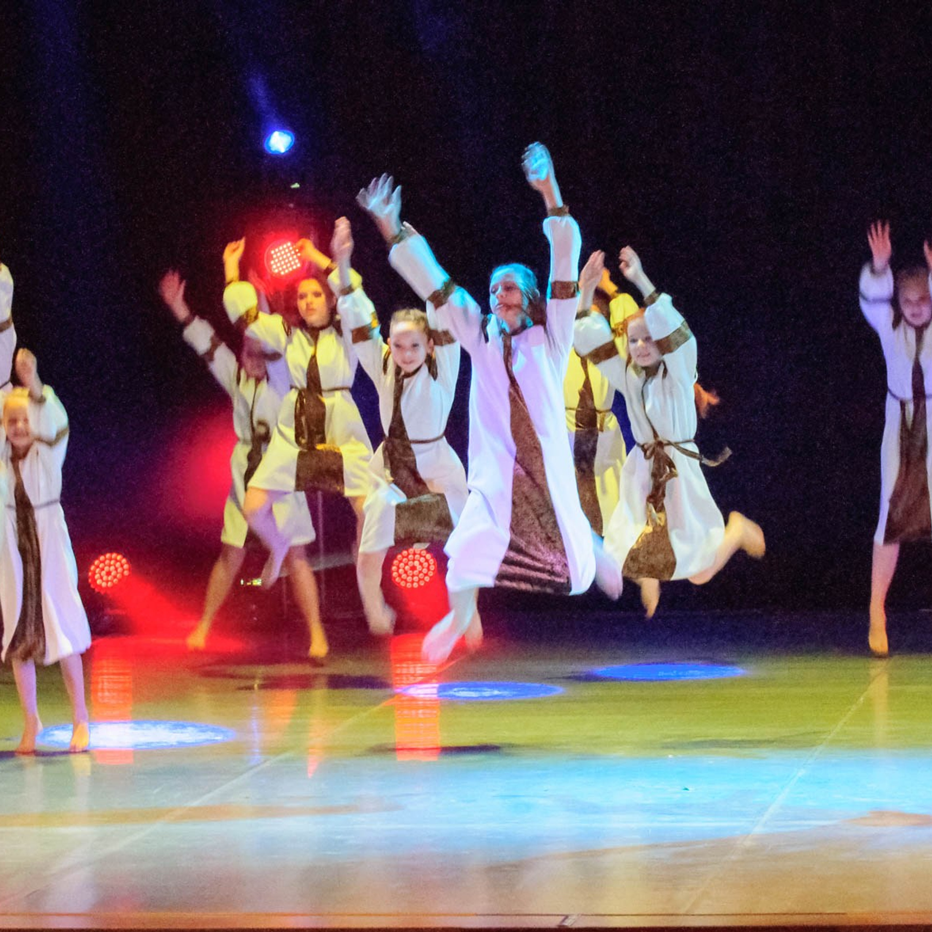 МАЙ 2015 (Юбилей Е.Т.). Взгляд через объектив