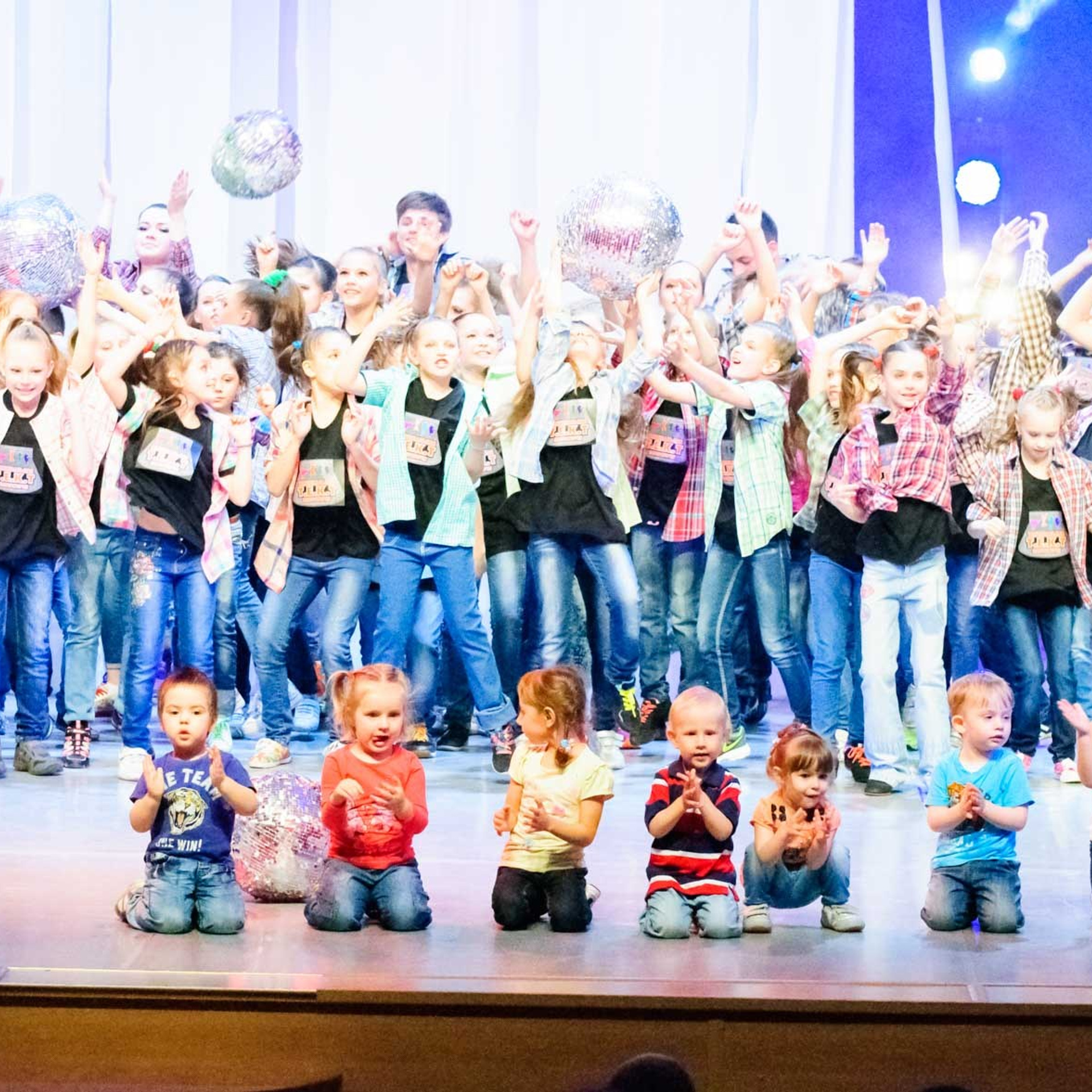 МАЙ 2015 (Юбилей Е.Т.). Взгляд через объектив