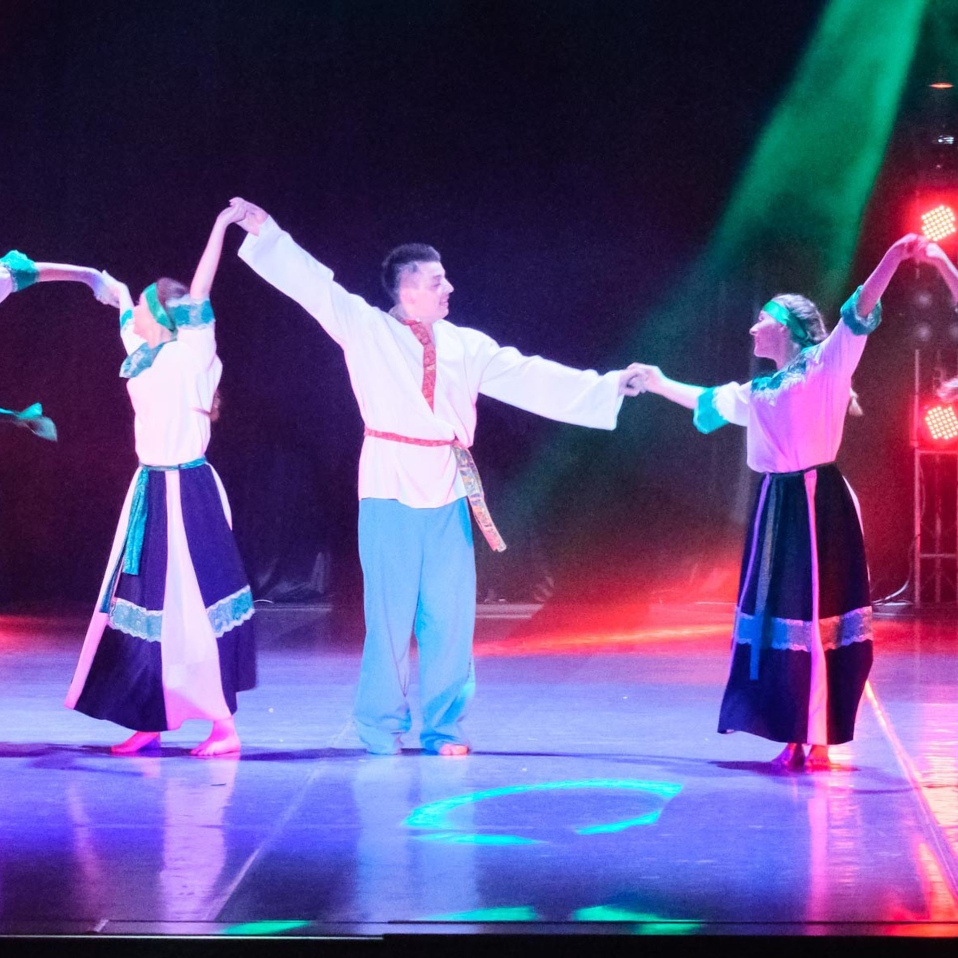 МАЙ 2015 (Юбилей Е.Т.). Взгляд через объектив