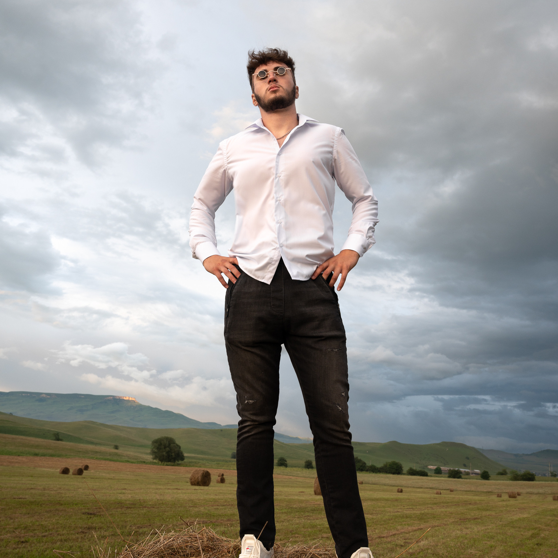 Привет, меня зовут Прохор. Сайт предметного и семейного фотографа