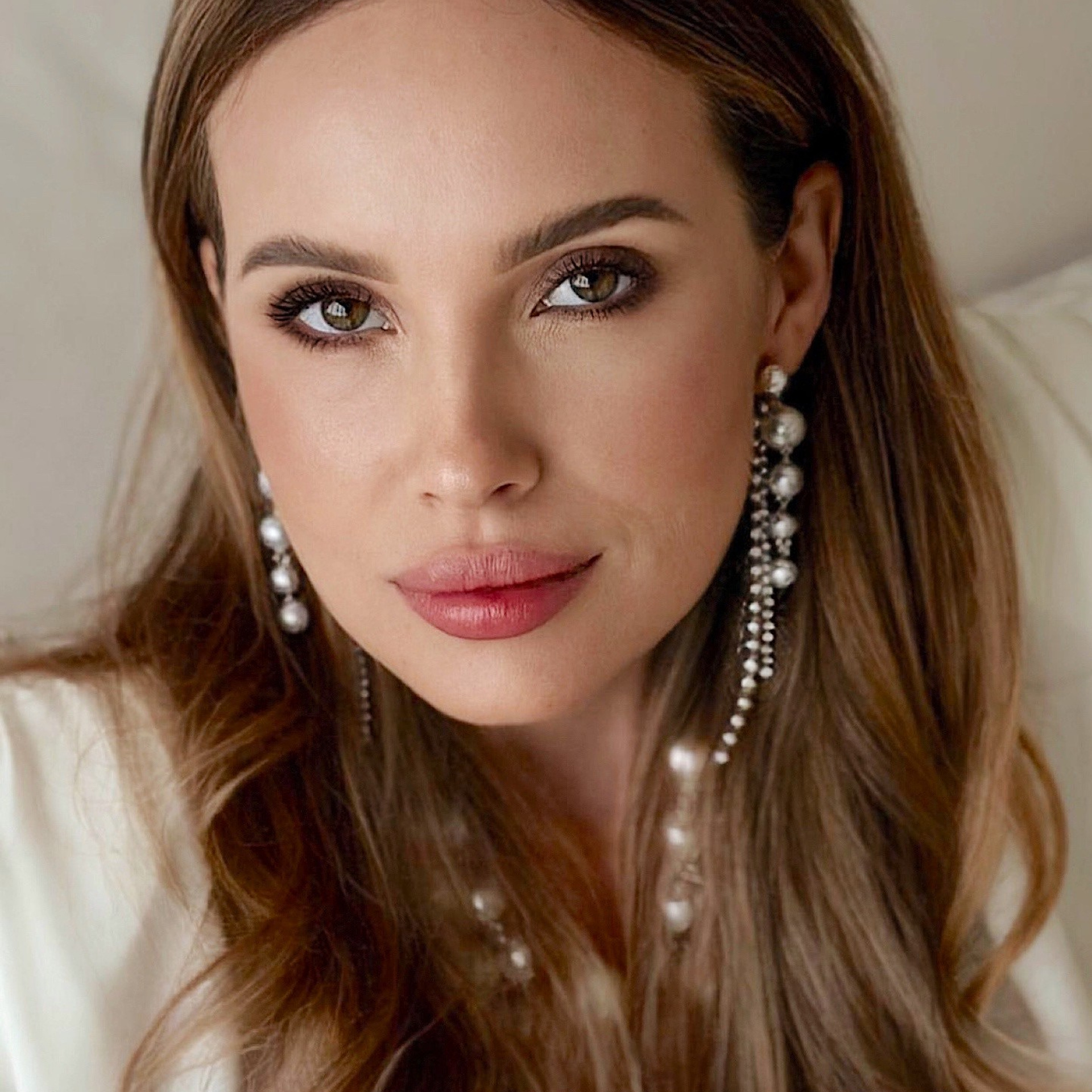 МАКИЯЖ SMOKY EYES. Юлия Донченко, топ-стилист по причёскам и визажист в Москве