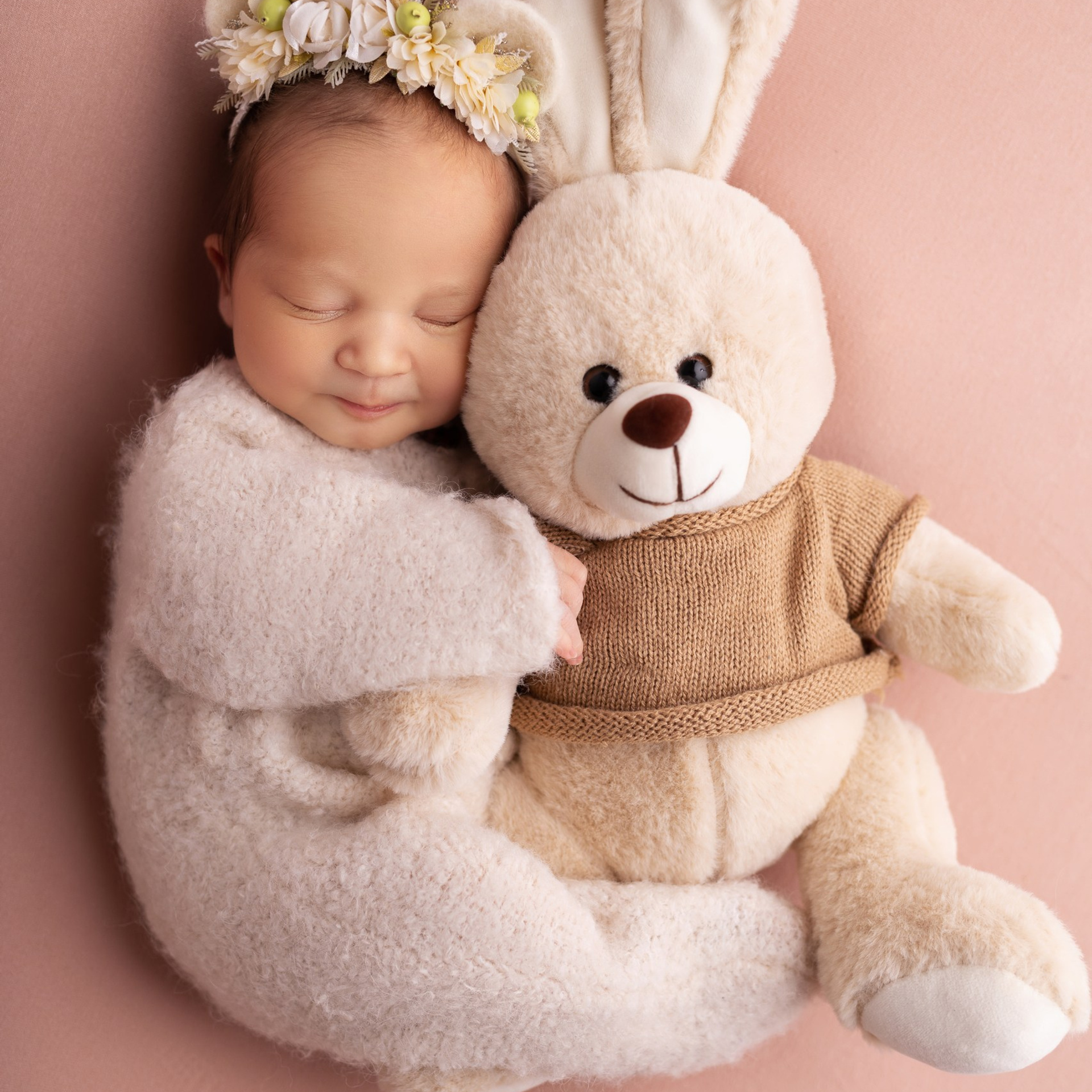 Отзывы родителей о фотосъемке малышей в Омской области. Лучше чем у Столярова. Фотограф новорожденных малышей в Омске и Омской области Эльвира Камаева