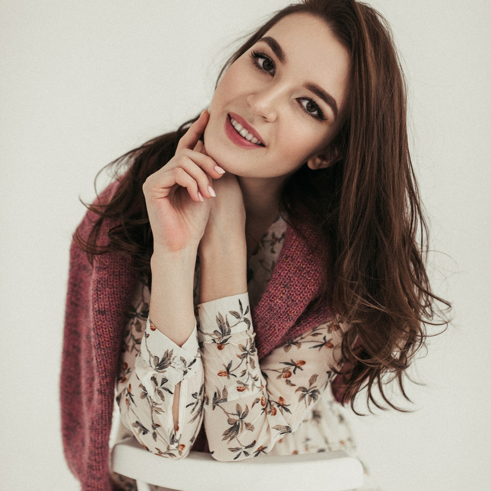 ОТЗЫВЫ. СВАДЕБНЫЙ ВИЗАЖИСТ-СТИЛИСТ В МОСКВЕ ПРИЧЕСКИ МАКИЯЖ БРОВИ ВЫЕЗД