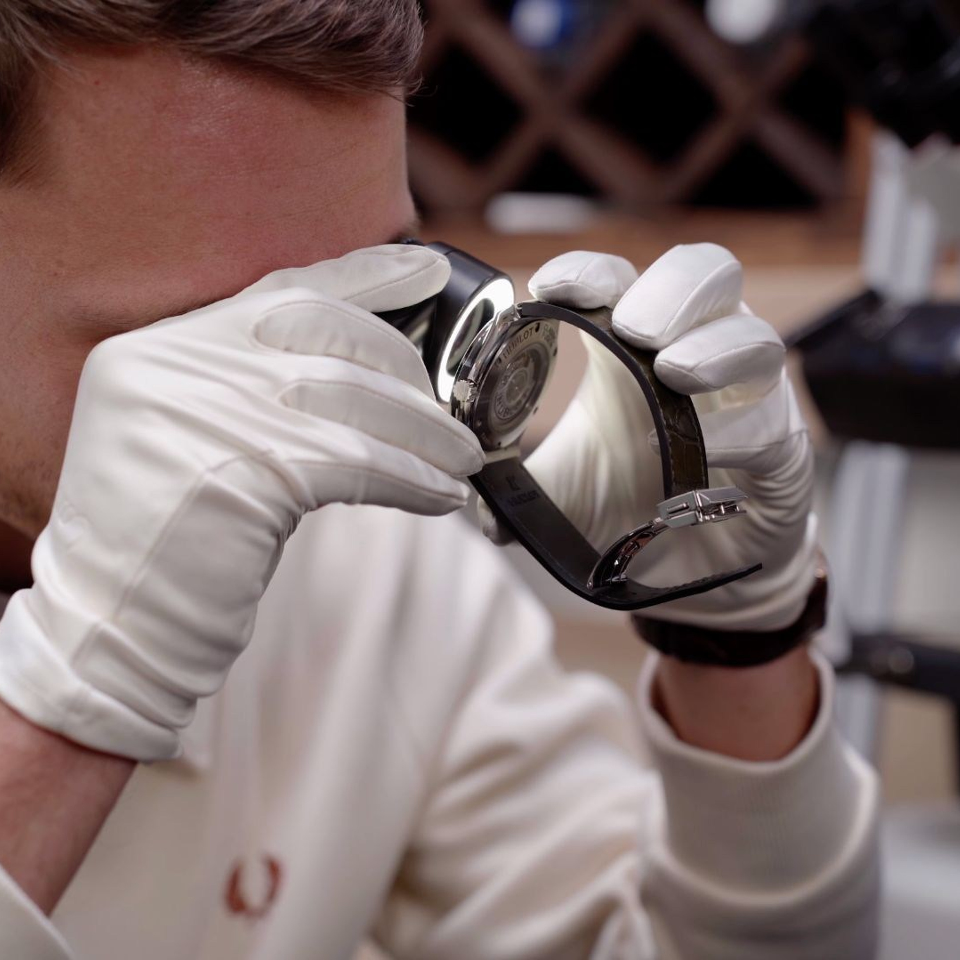 Салон швейцарских часов