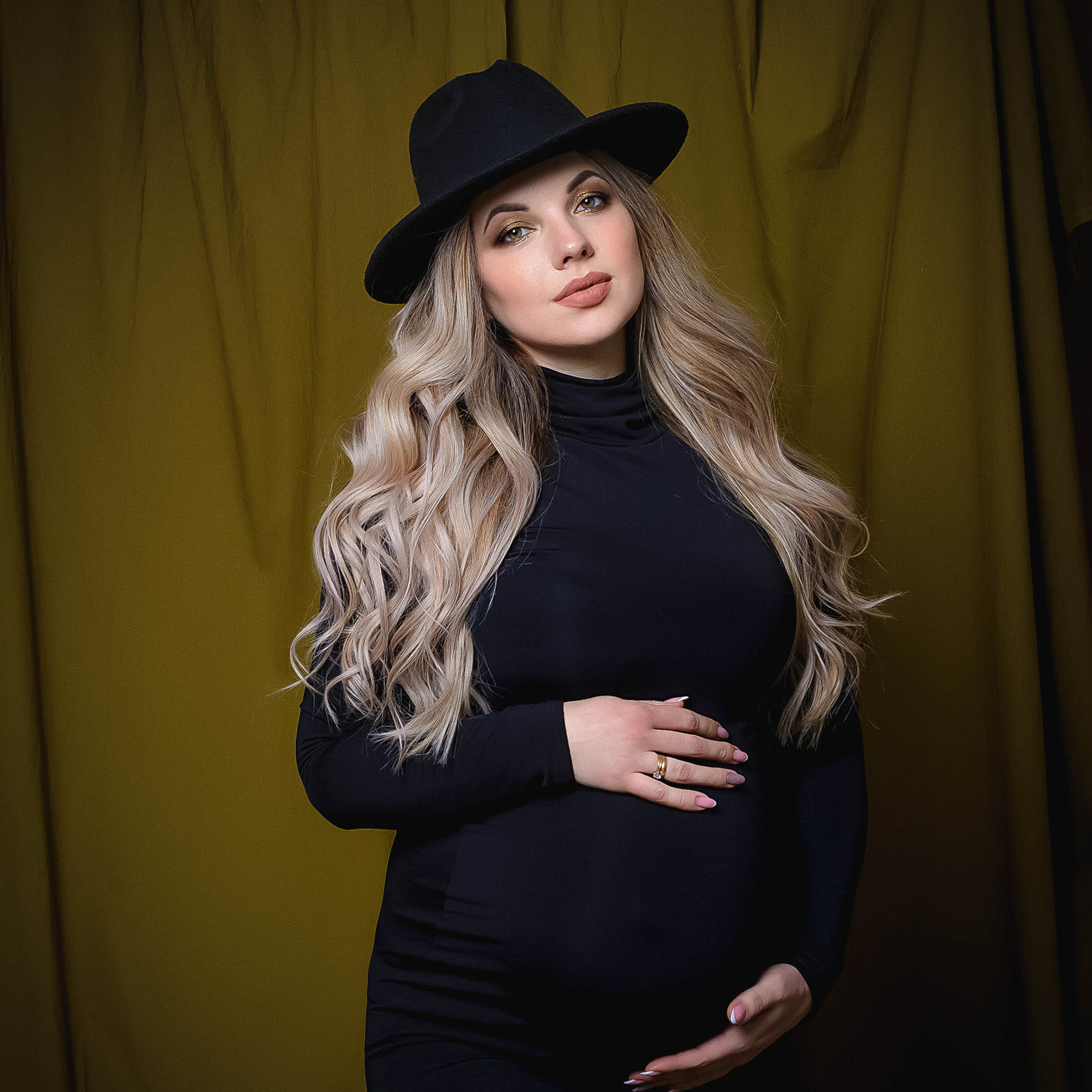 Фотосессии беременности и материнства в Тольятти