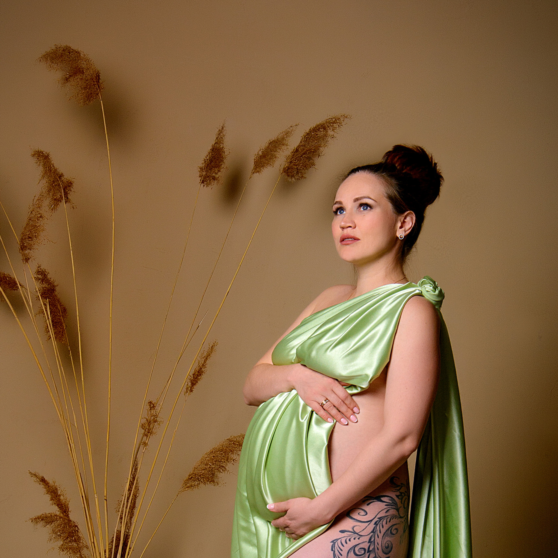 Фотосессии беременности и материнства в Тольятти