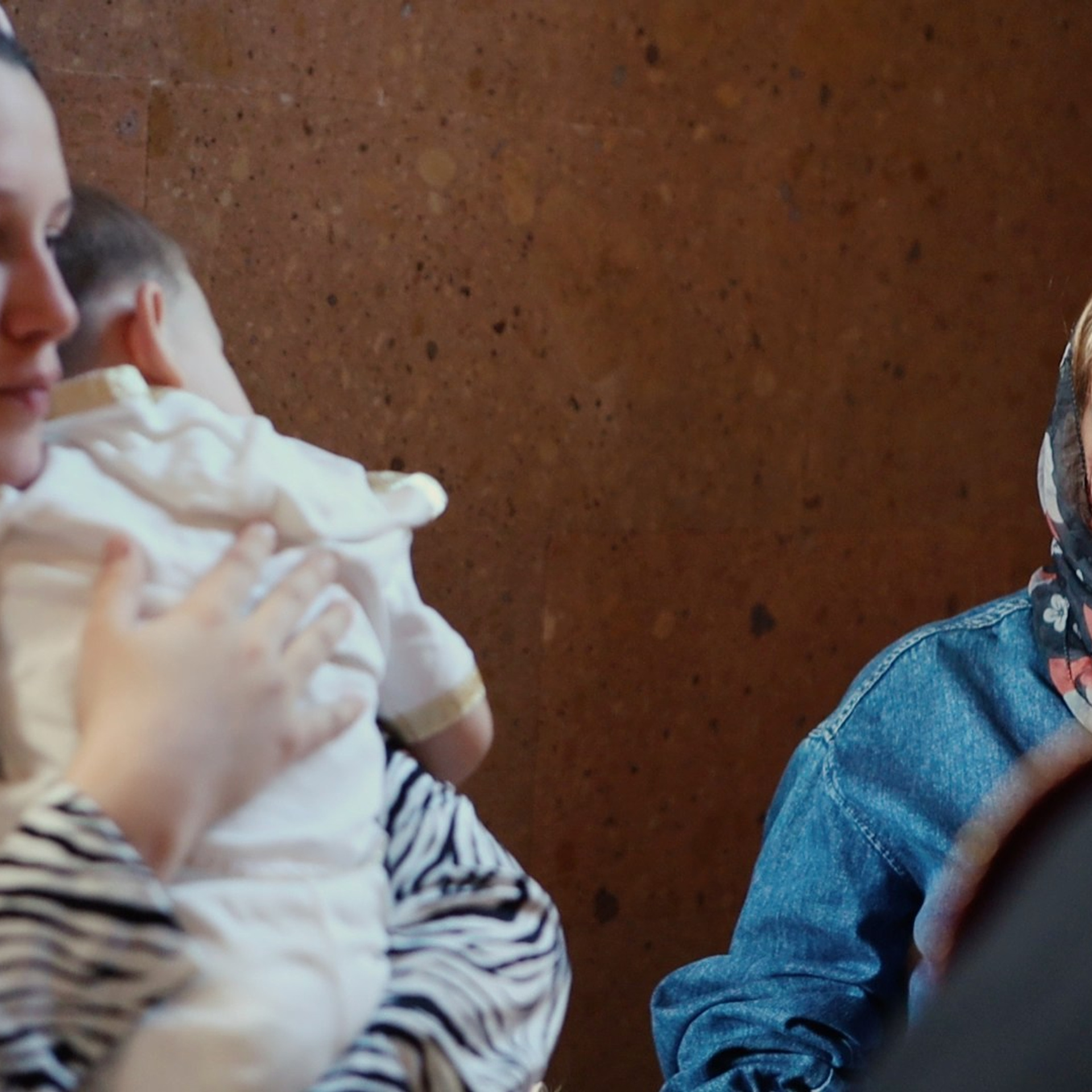 Таинство Крещения в Армянской церкви. Коммерческий фотограф Яна Беличенко Анапа Краснодарский край