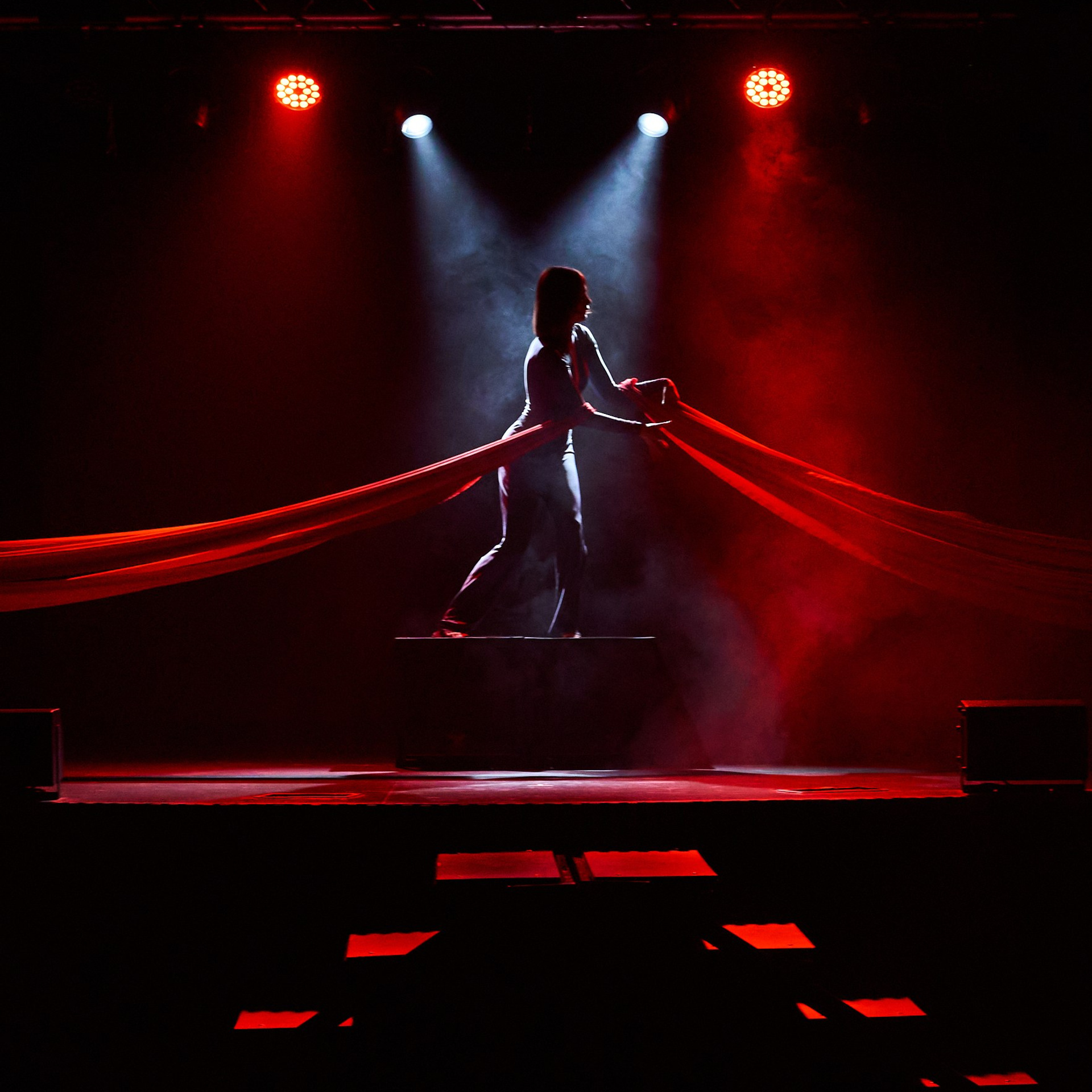 Спектакль «Да» МТБЦ Пилот. Александр Сазонов Красноярск