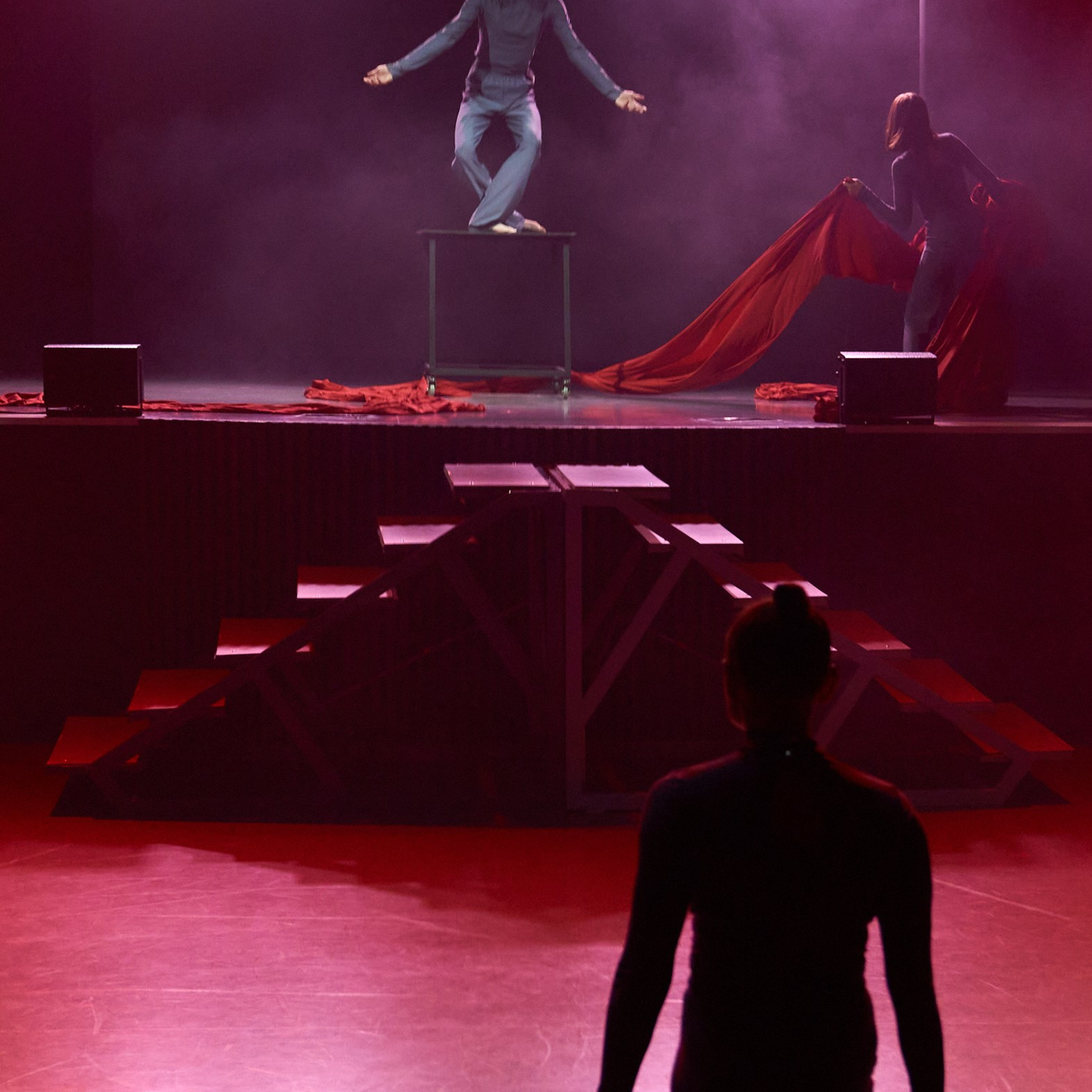 Спектакль «Да» МТБЦ Пилот. Александр Сазонов Красноярск