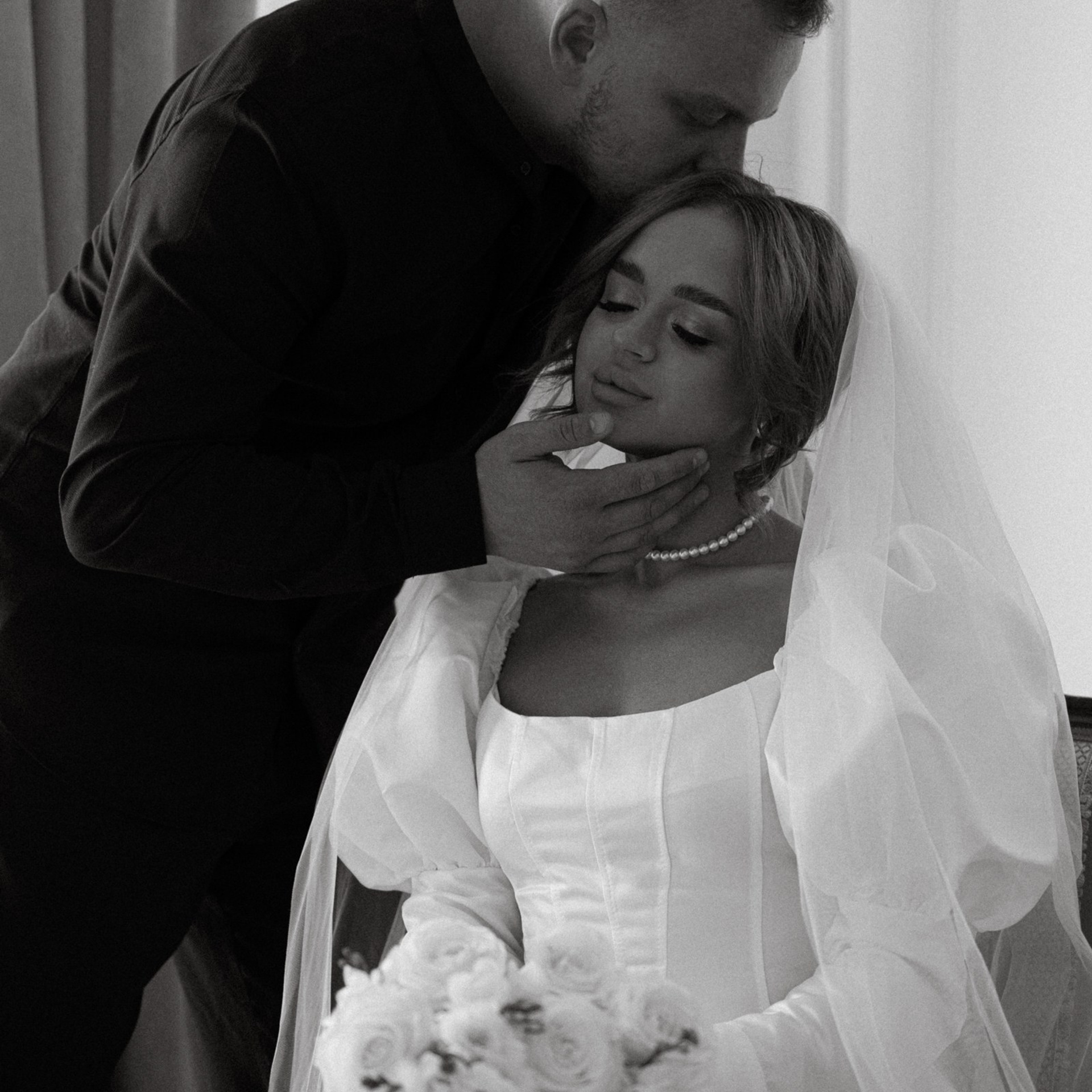 А в ЗАГС, что, паспорт надо брать?. Фотограф Daria Wilner