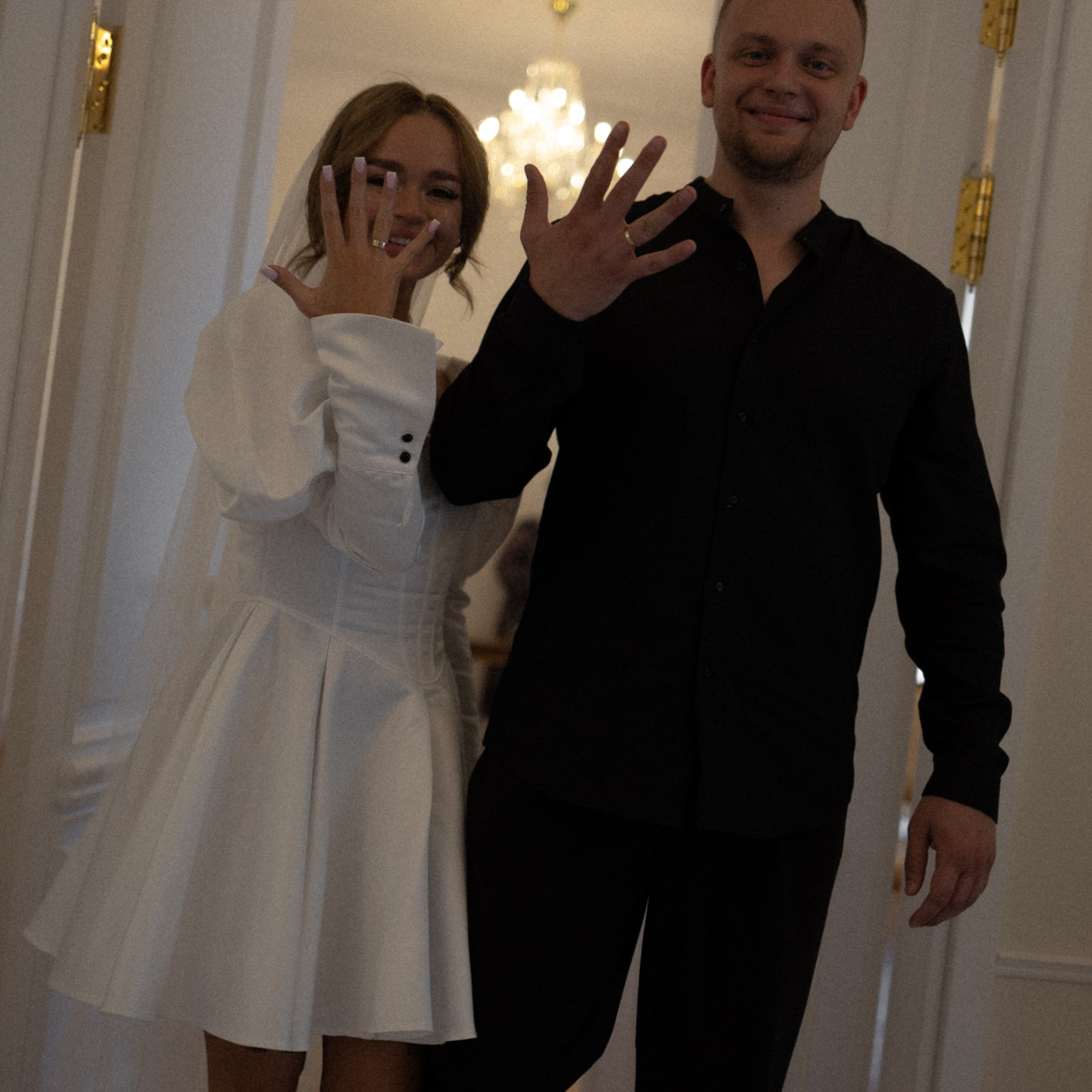 А в ЗАГС, что, паспорт надо брать?. Фотограф Daria Wilner