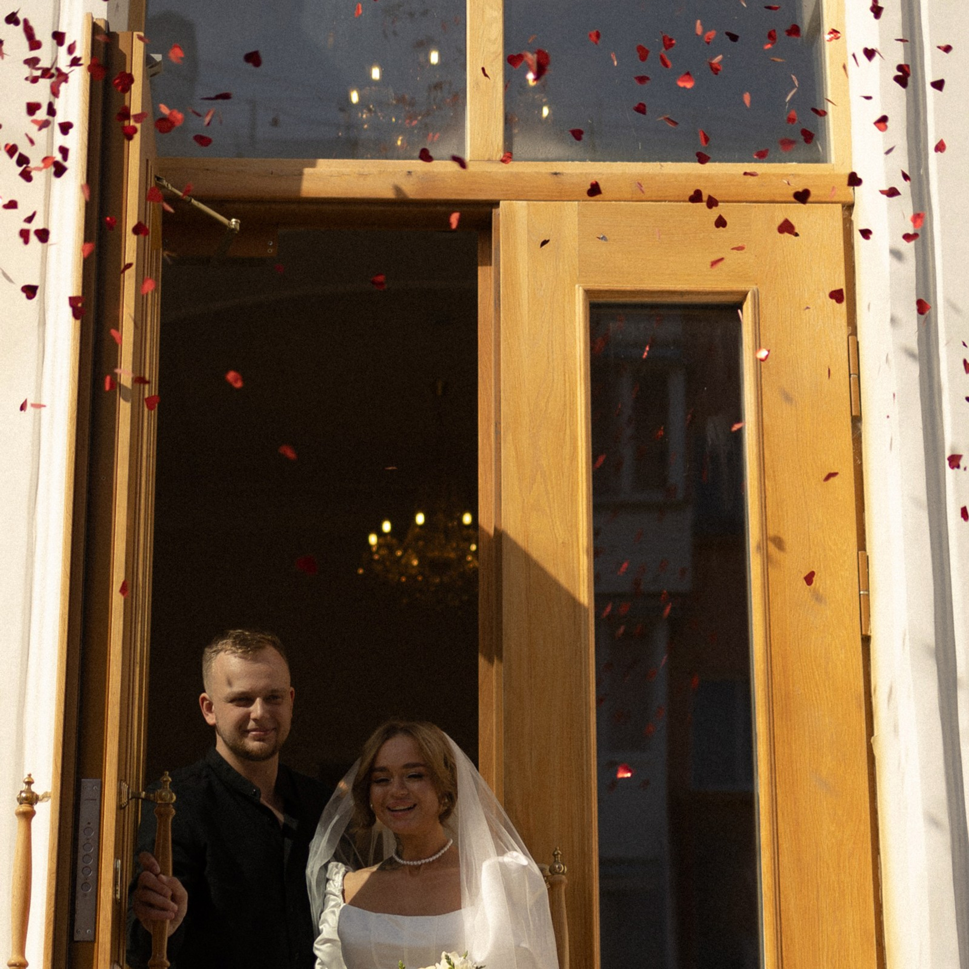 А в ЗАГС, что, паспорт надо брать?. Фотограф Daria Wilner