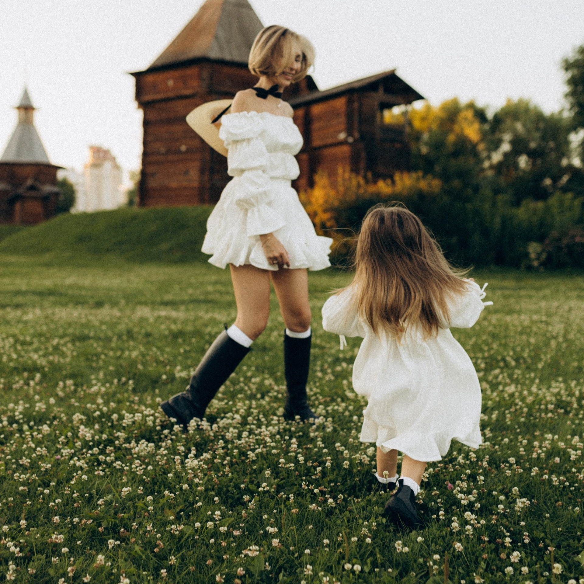 Ангелина и Злата. Www.kazakovaphoto.ru