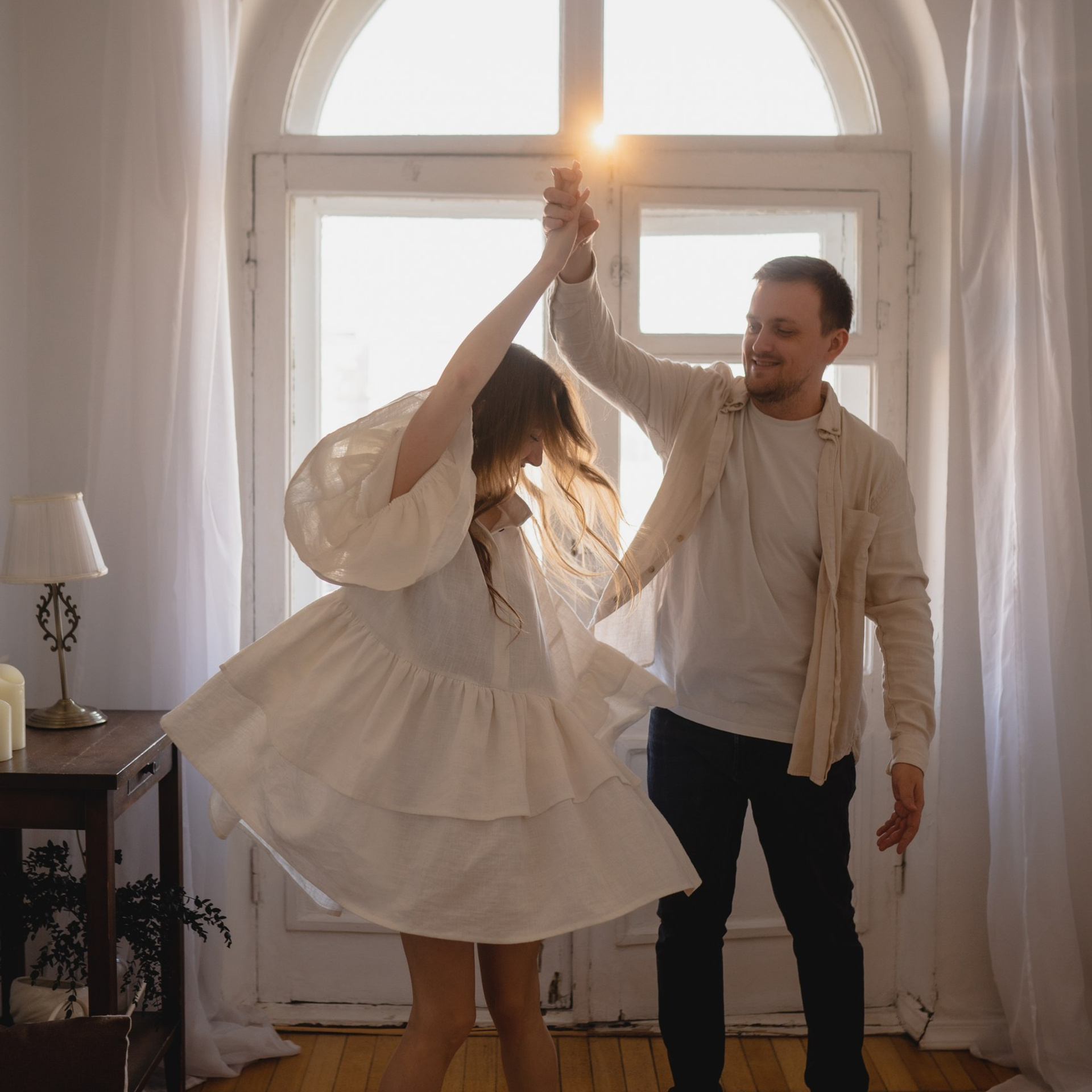 Юля и Сережа в винтажной квартире