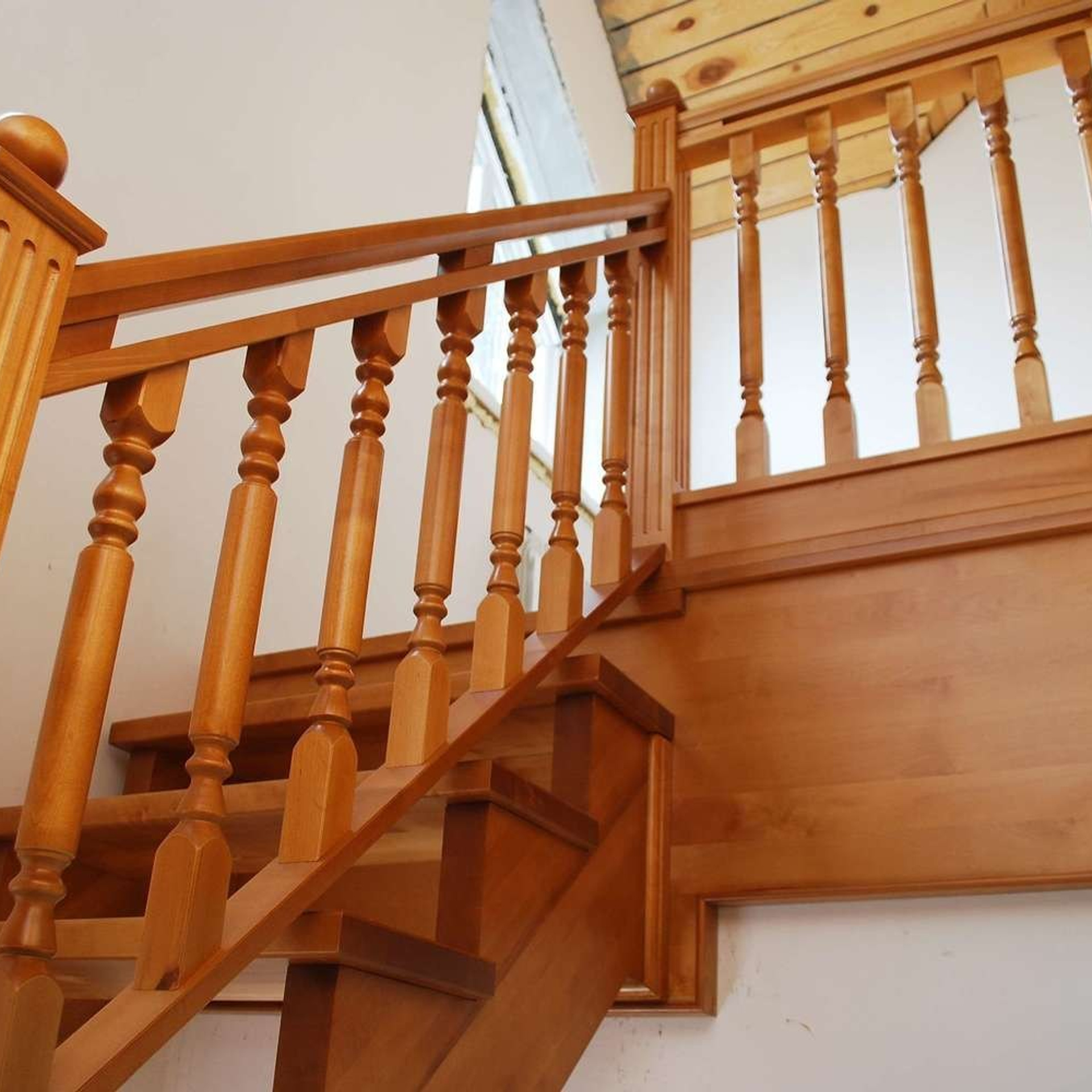 Лестница L02. Стильная домашняя мебель