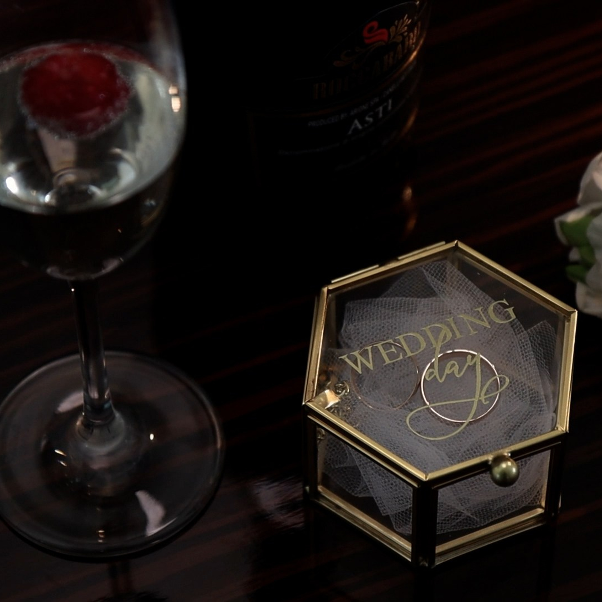 Анастасия & Даниил | ВДНХ. Видеограф в Москве Анна Трошина