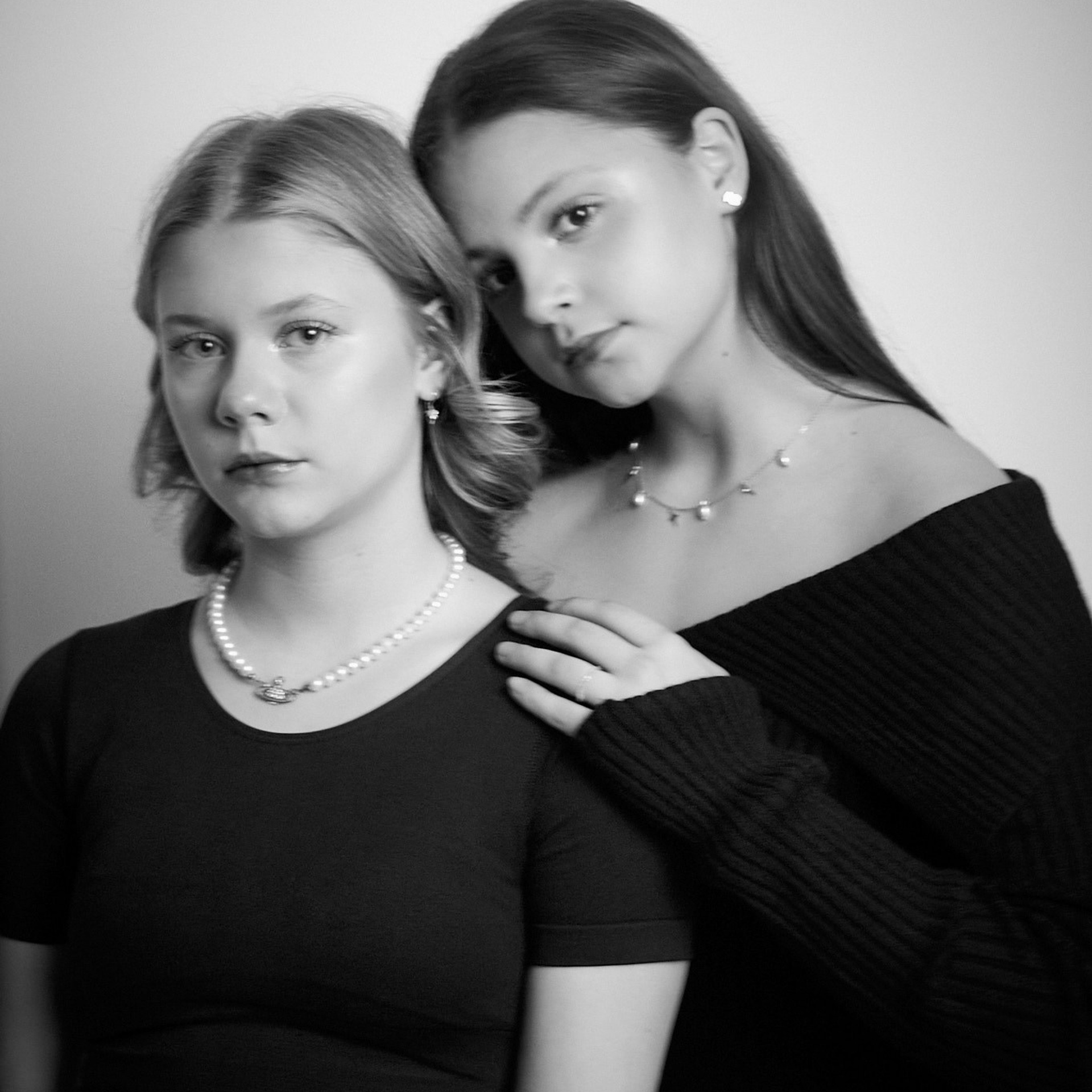 Girlsss. Дизайнер, студийный и репортажный фотограф в Москве Мария Кузнецова
