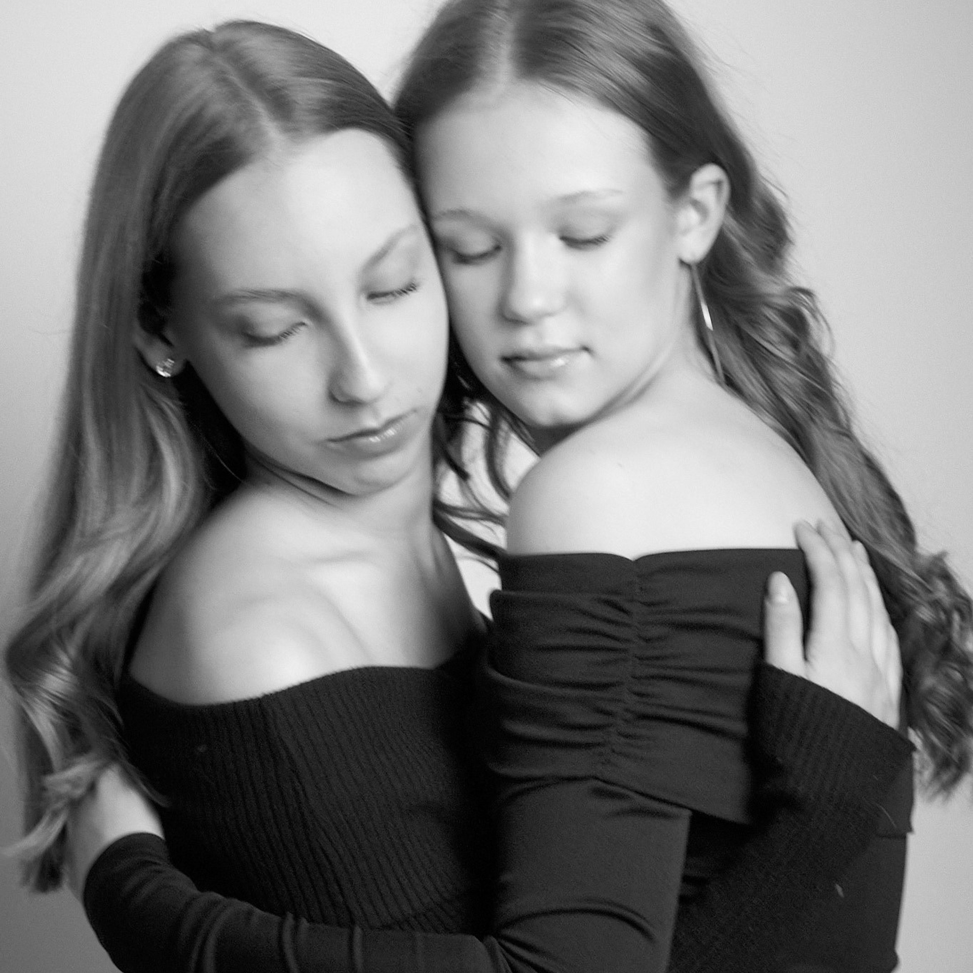 Girlsss. Дизайнер, студийный и репортажный фотограф в Москве Мария Кузнецова