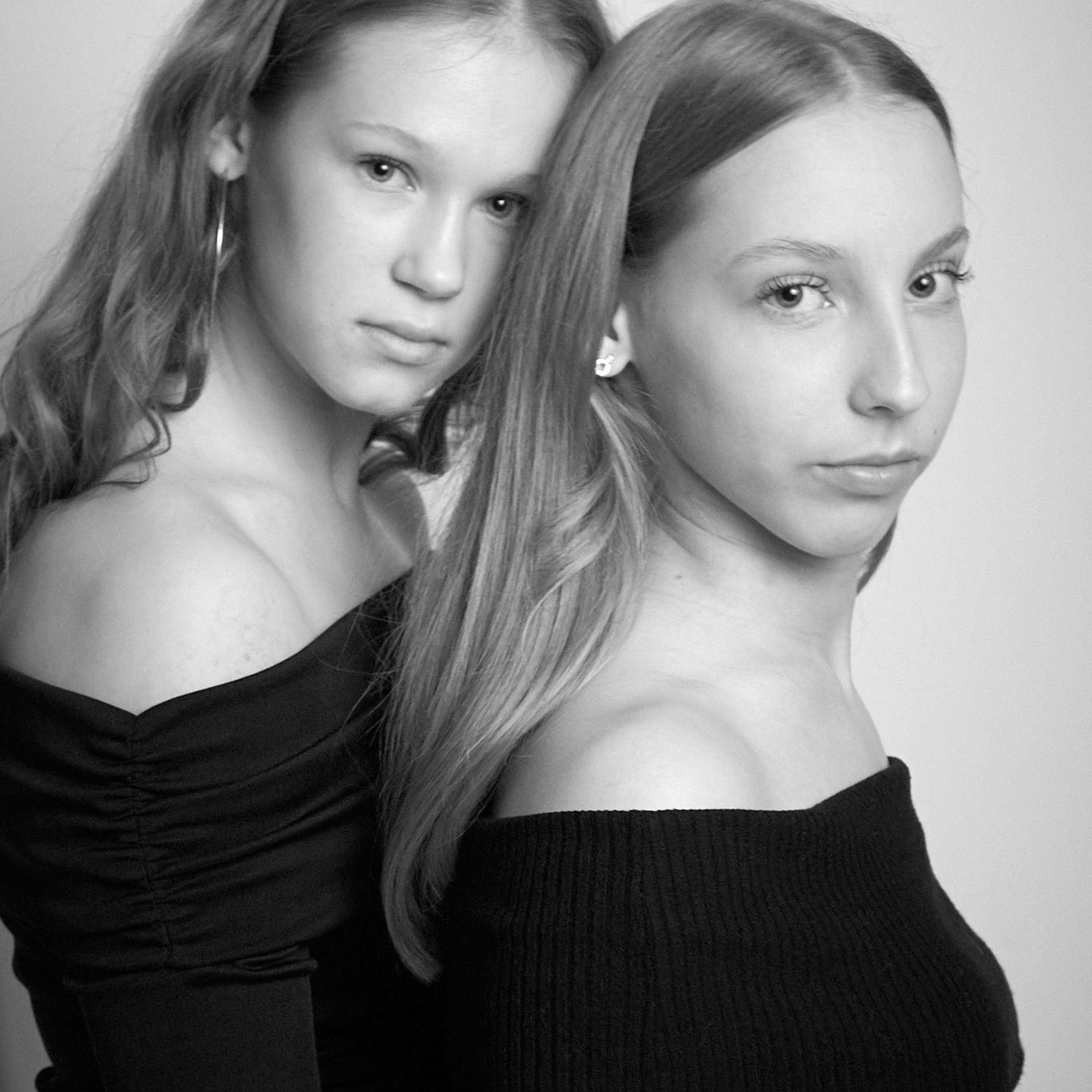 Girlsss. Дизайнер, студийный и репортажный фотограф в Москве Мария Кузнецова