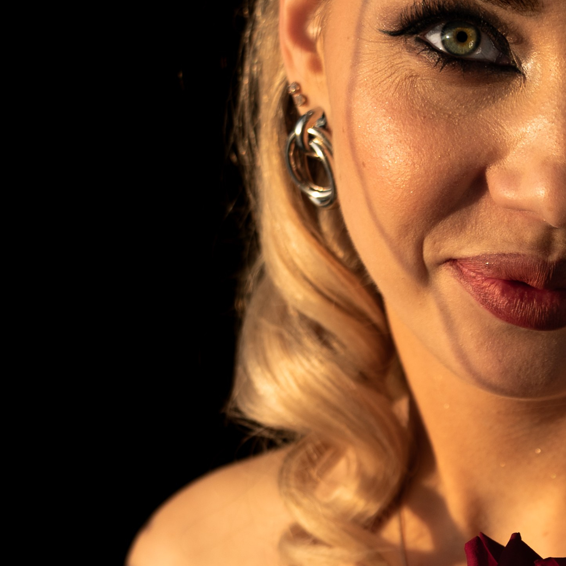 Импровизация на закате с именинницей (основная задача: съёмка гостей на фотозоне)