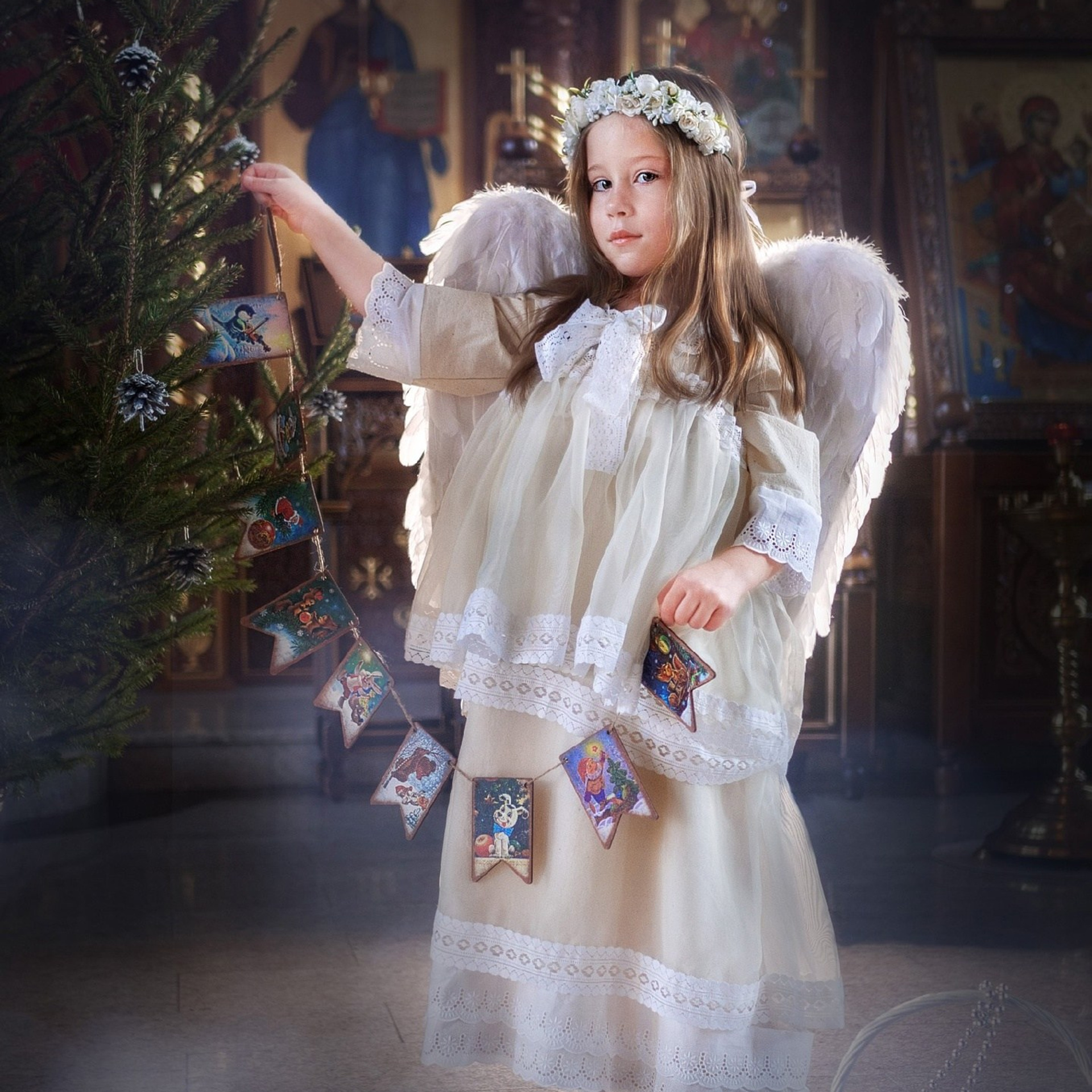 Образ "Ангел". Платье, размер 128-134., крылья, цветочный венок.