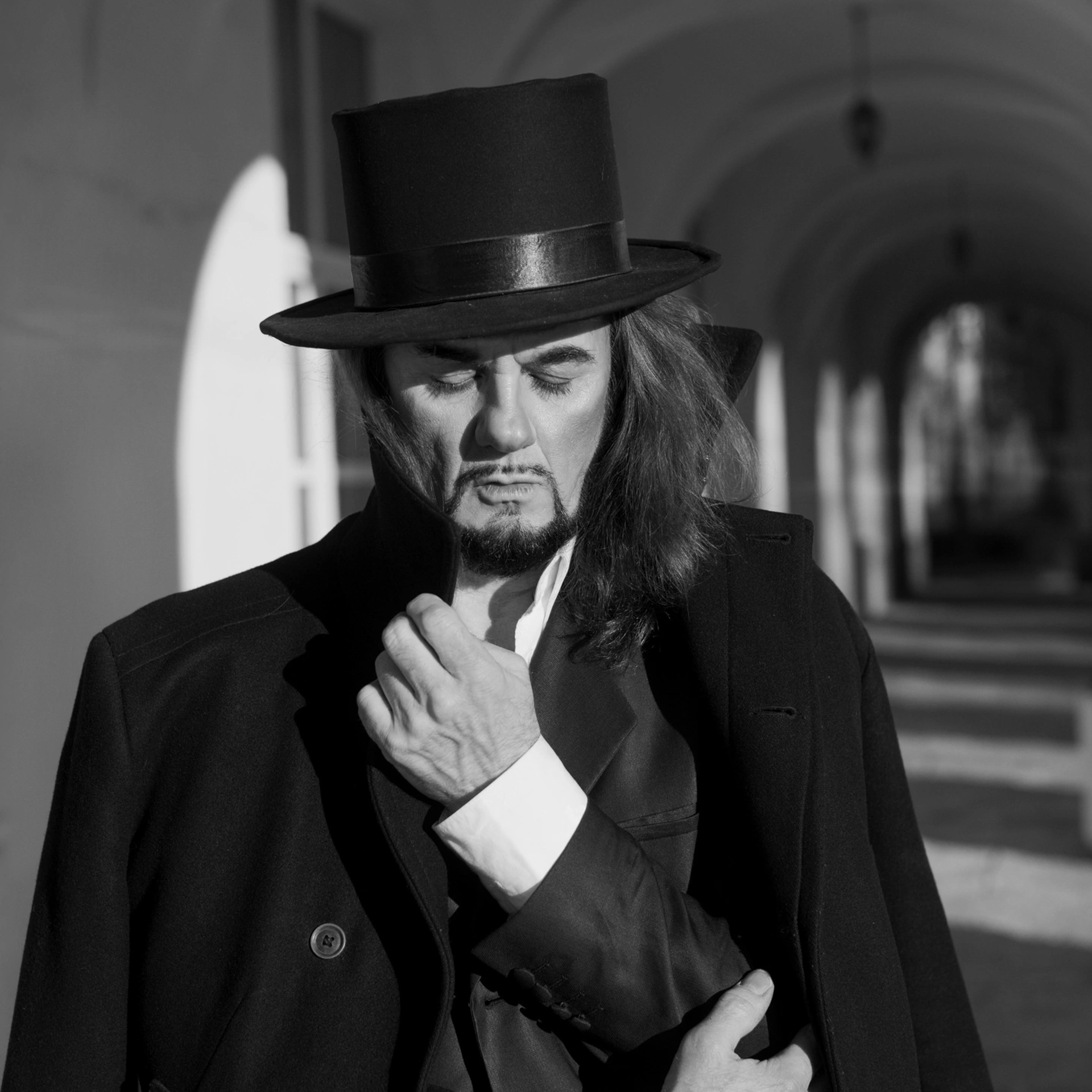 - фотосессии в эксклюзивных образах в  СПб и Москве. Фотограф Облако Александра