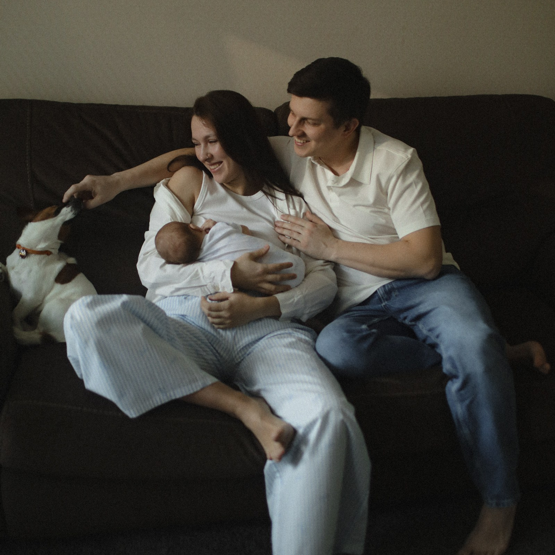 Скоро месяц