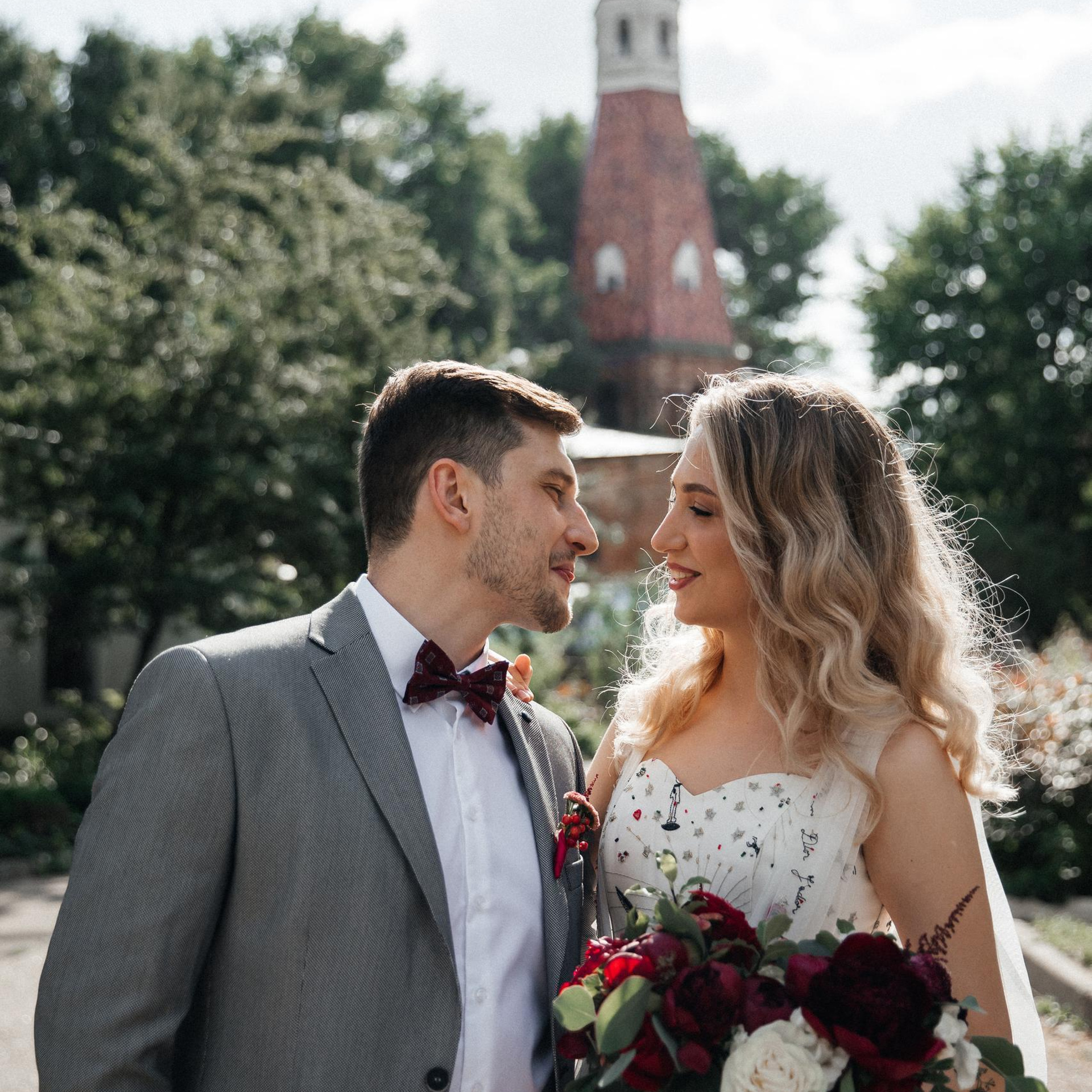 Сергей и Елена. Вечеринка