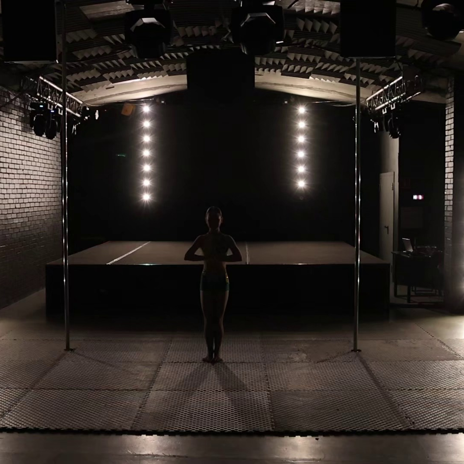 Гимнастика. Mintonov's Film Studio