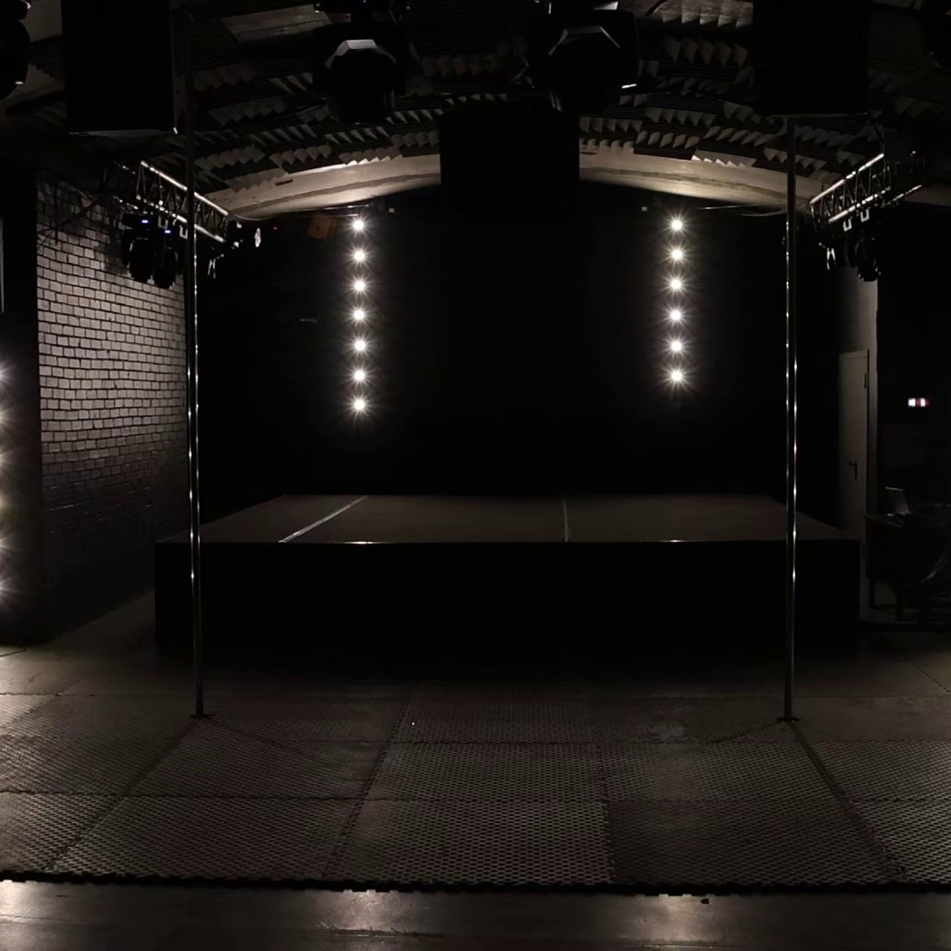 Гимнастика. Mintonov's Film Studio