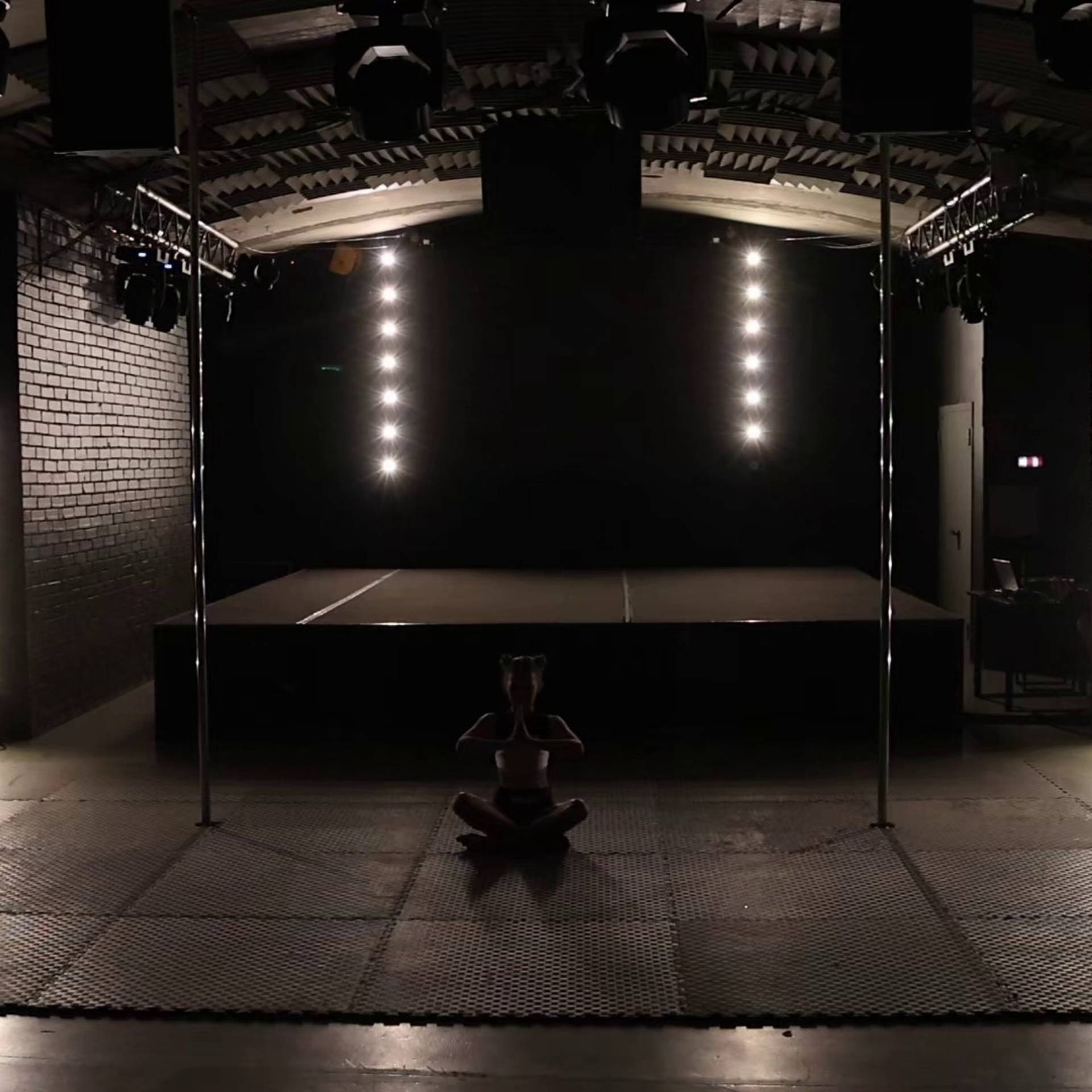 Гимнастика. Mintonov's Film Studio