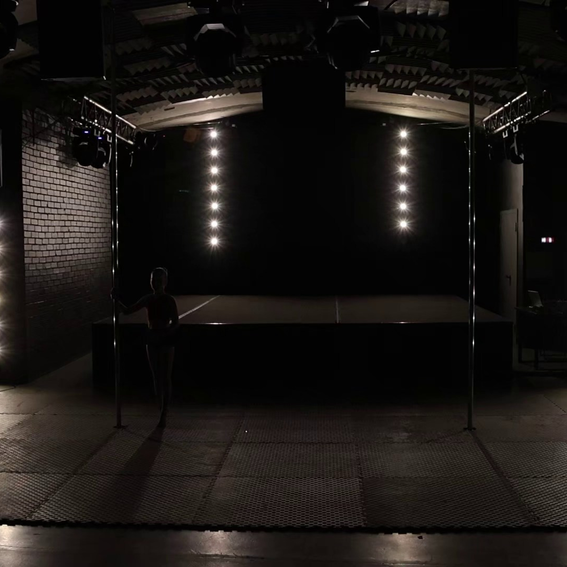 Гимнастика. Mintonov's Film Studio