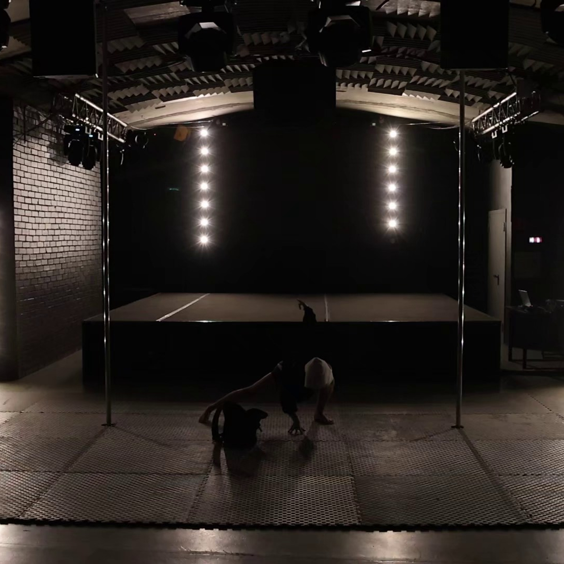Гимнастика. Mintonov's Film Studio