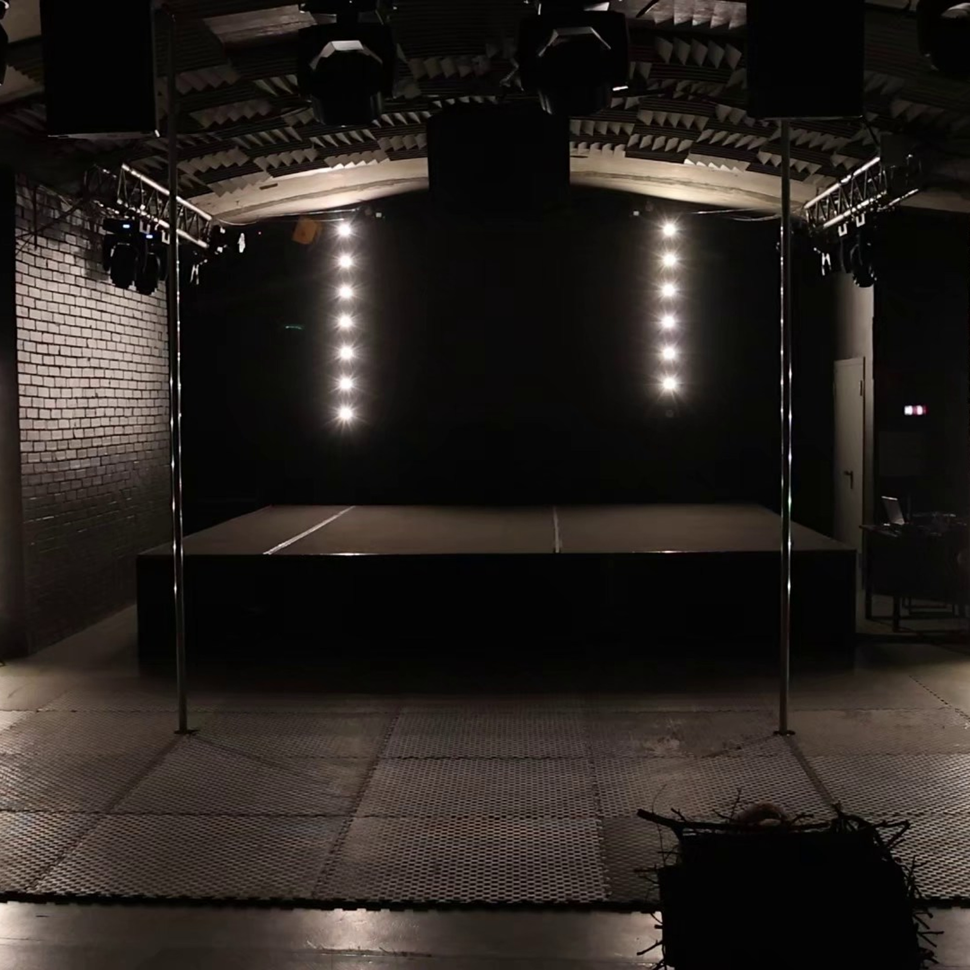 Гимнастика. Mintonov's Film Studio