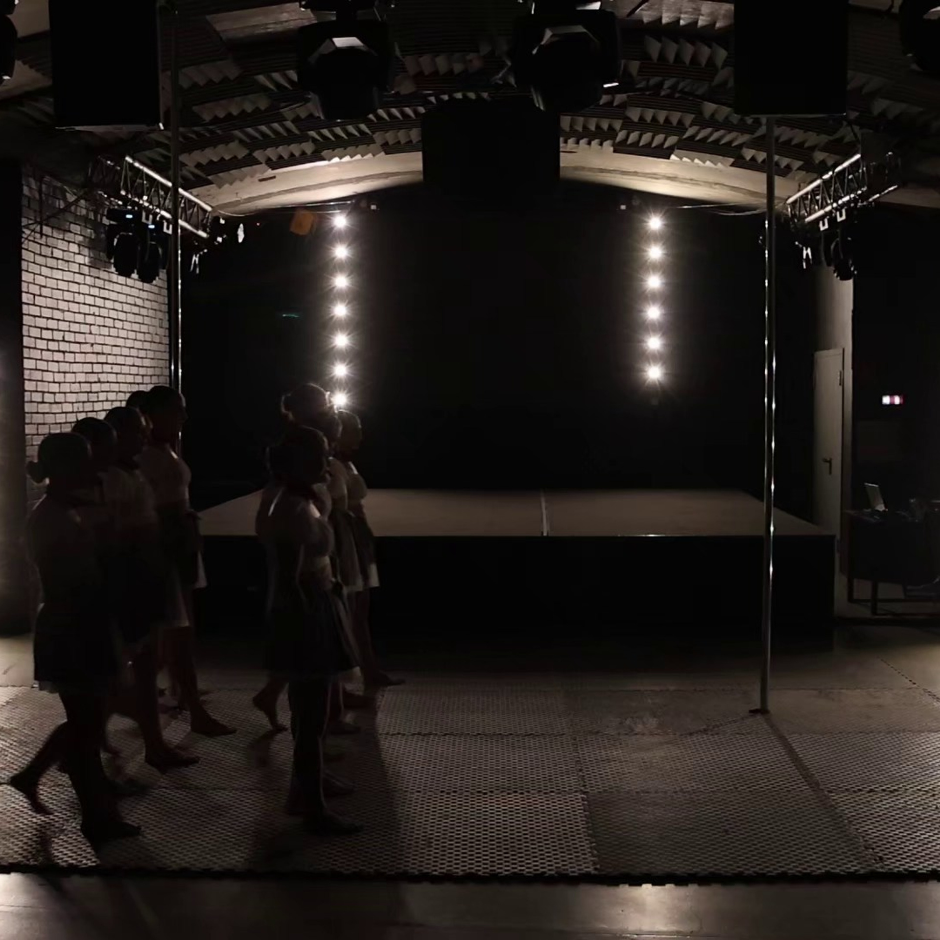 Гимнастика. Mintonov's Film Studio
