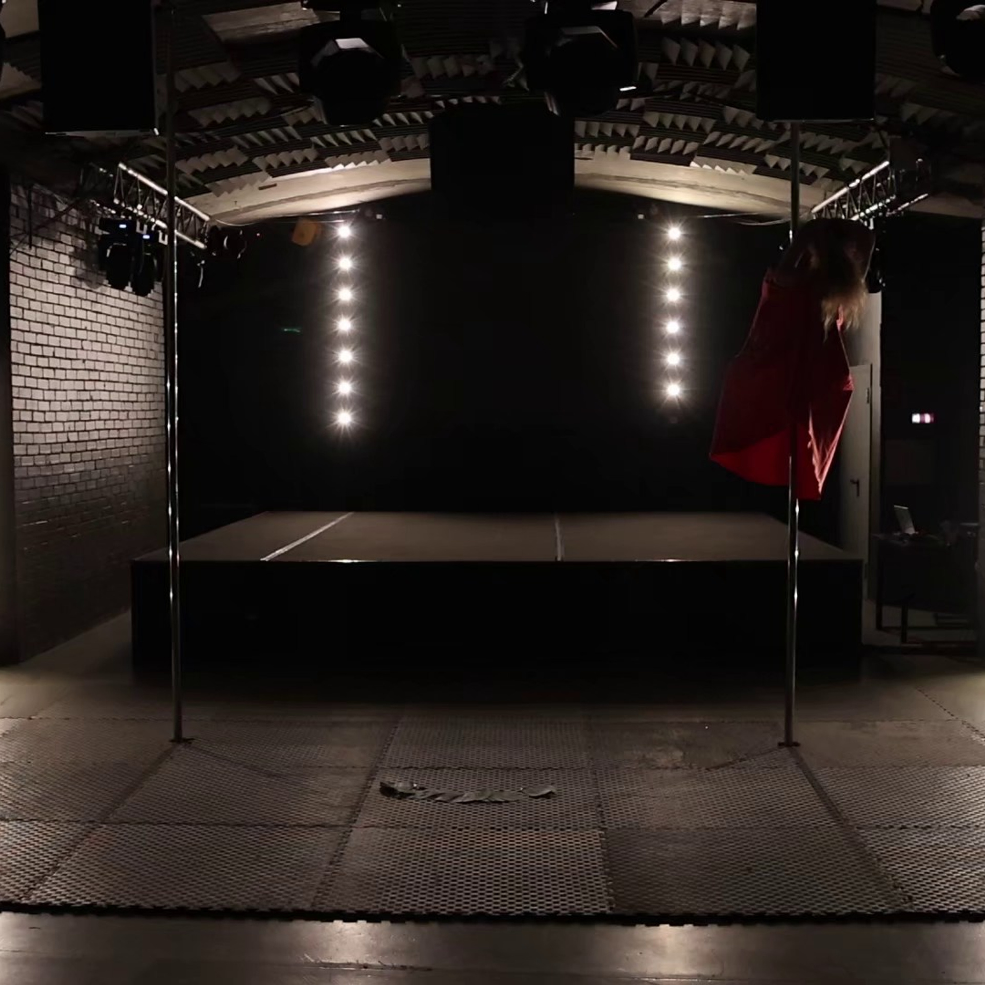 Гимнастика. Mintonov's Film Studio