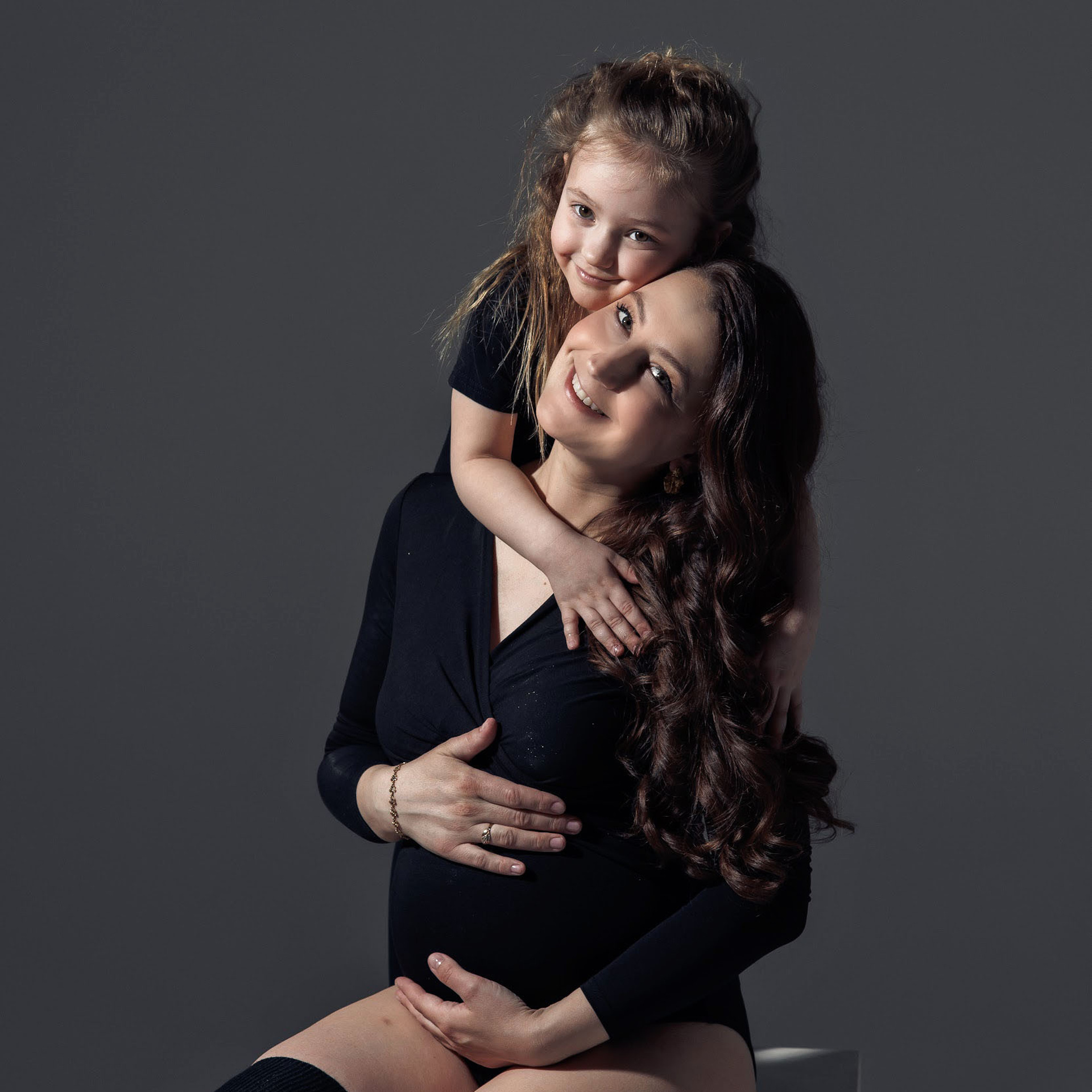 Мама с дочкой