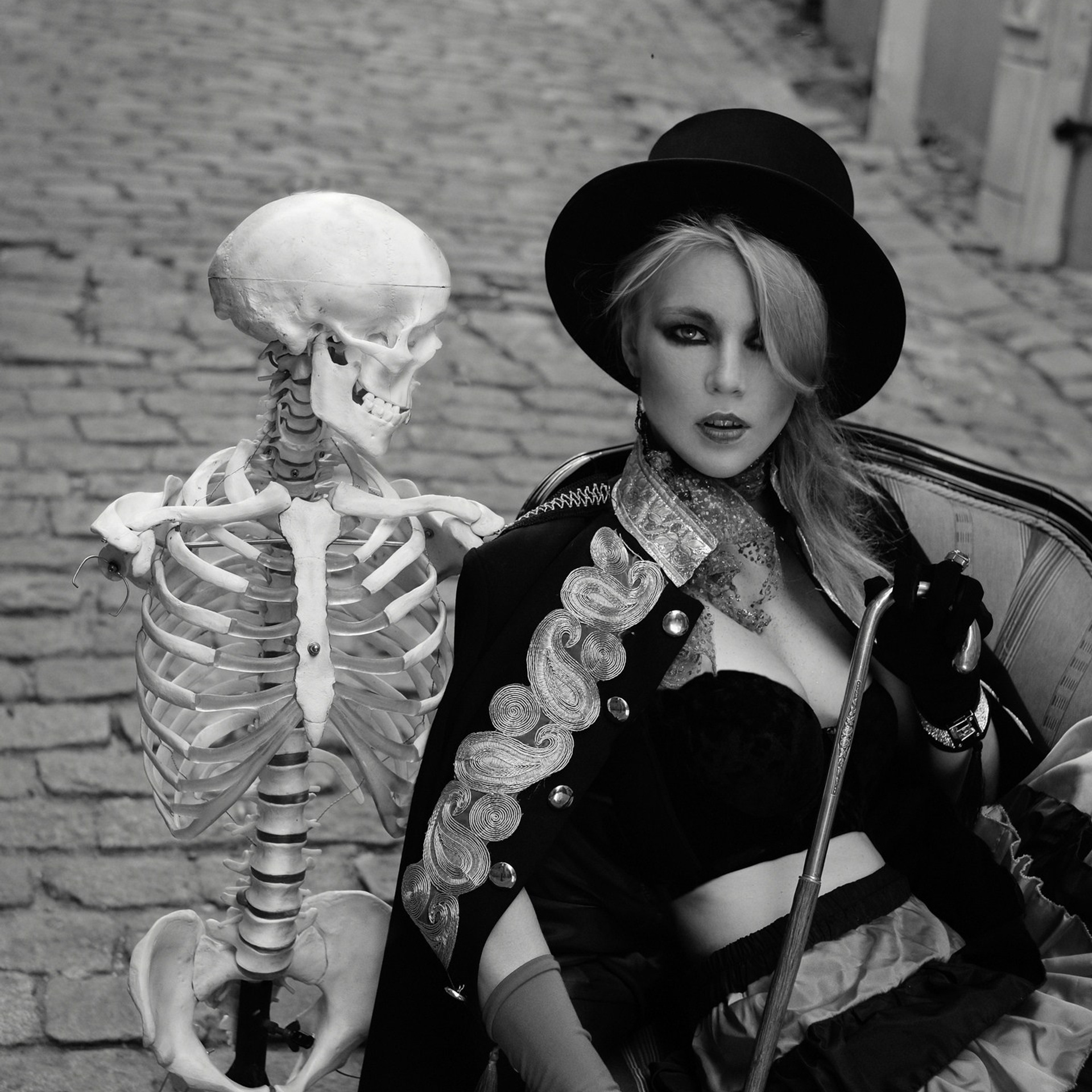 - фотосессии в эксклюзивных образах в  СПб и Москве. Фотограф Облако Александра